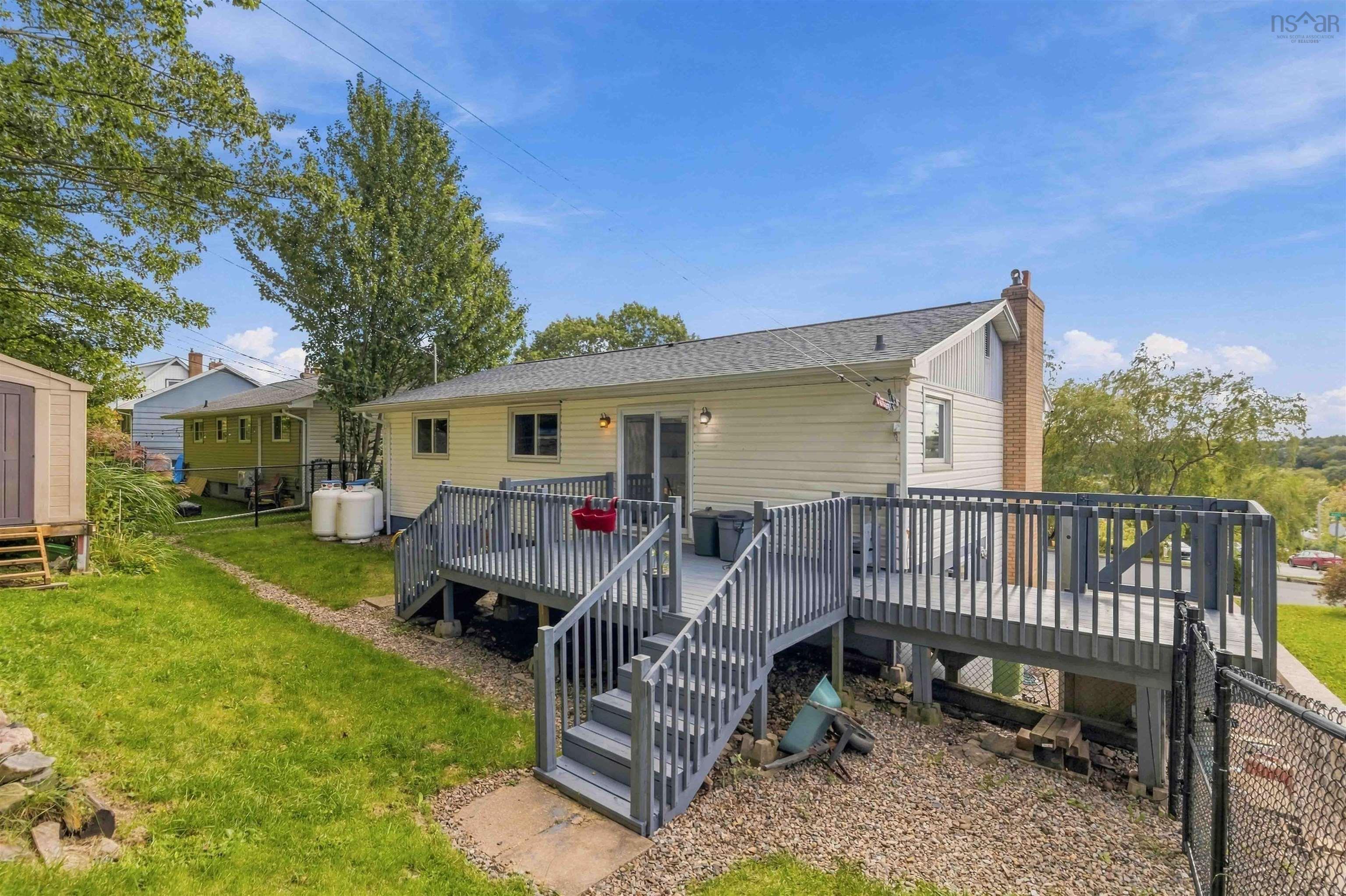 View image 18