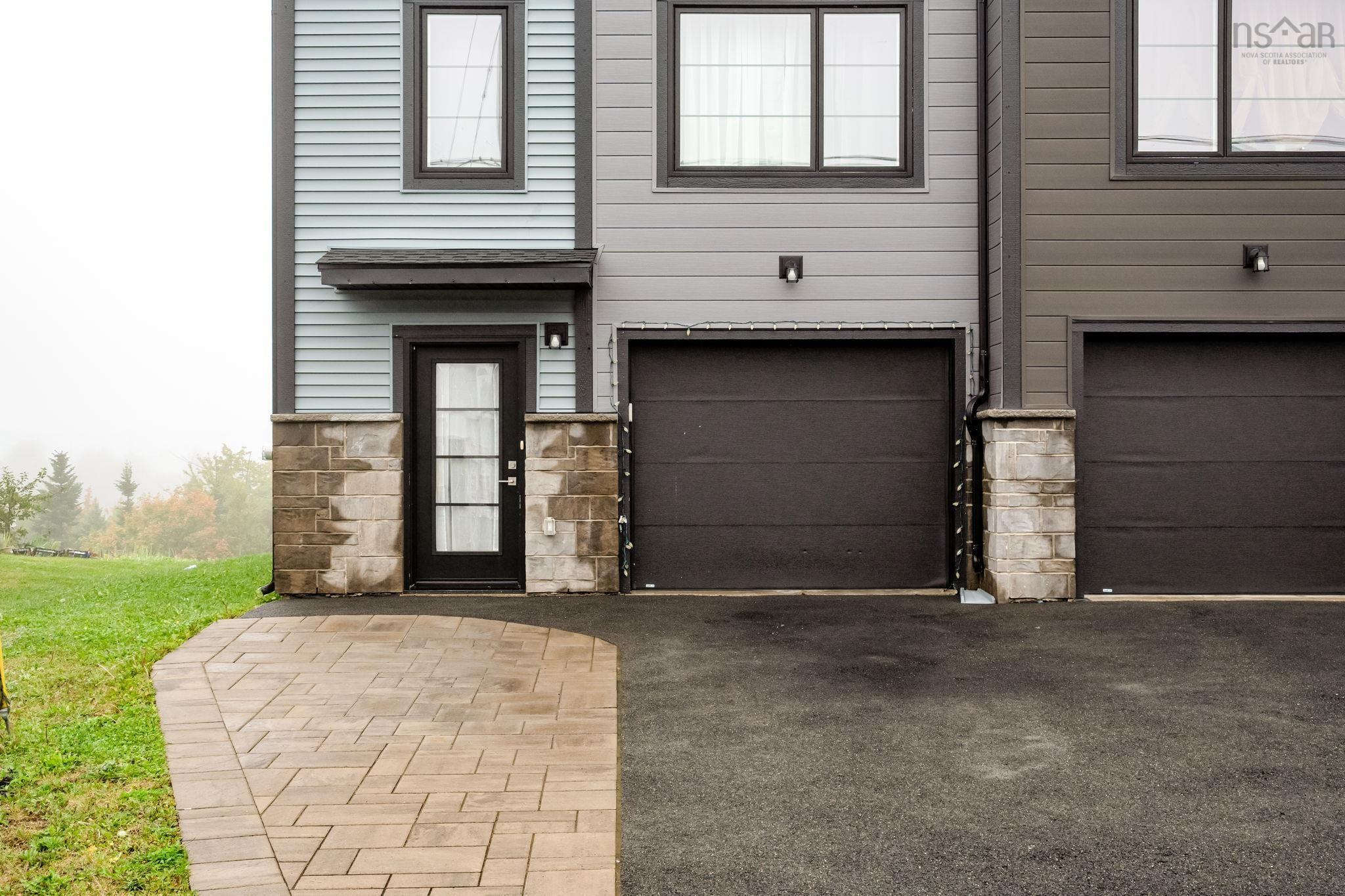 Thumbnail image for 69 Flatrock Crescent MLS<sup>®</sup> 202625265