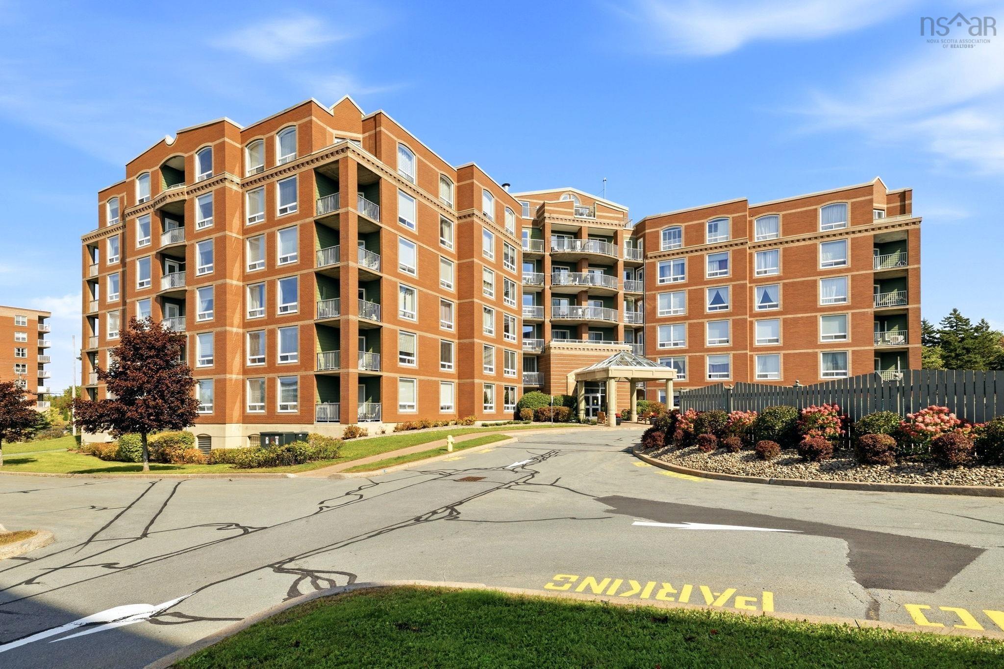 Thumbnail image for 210 10 Regency Park Drive MLS<sup>®</sup> 202625316
