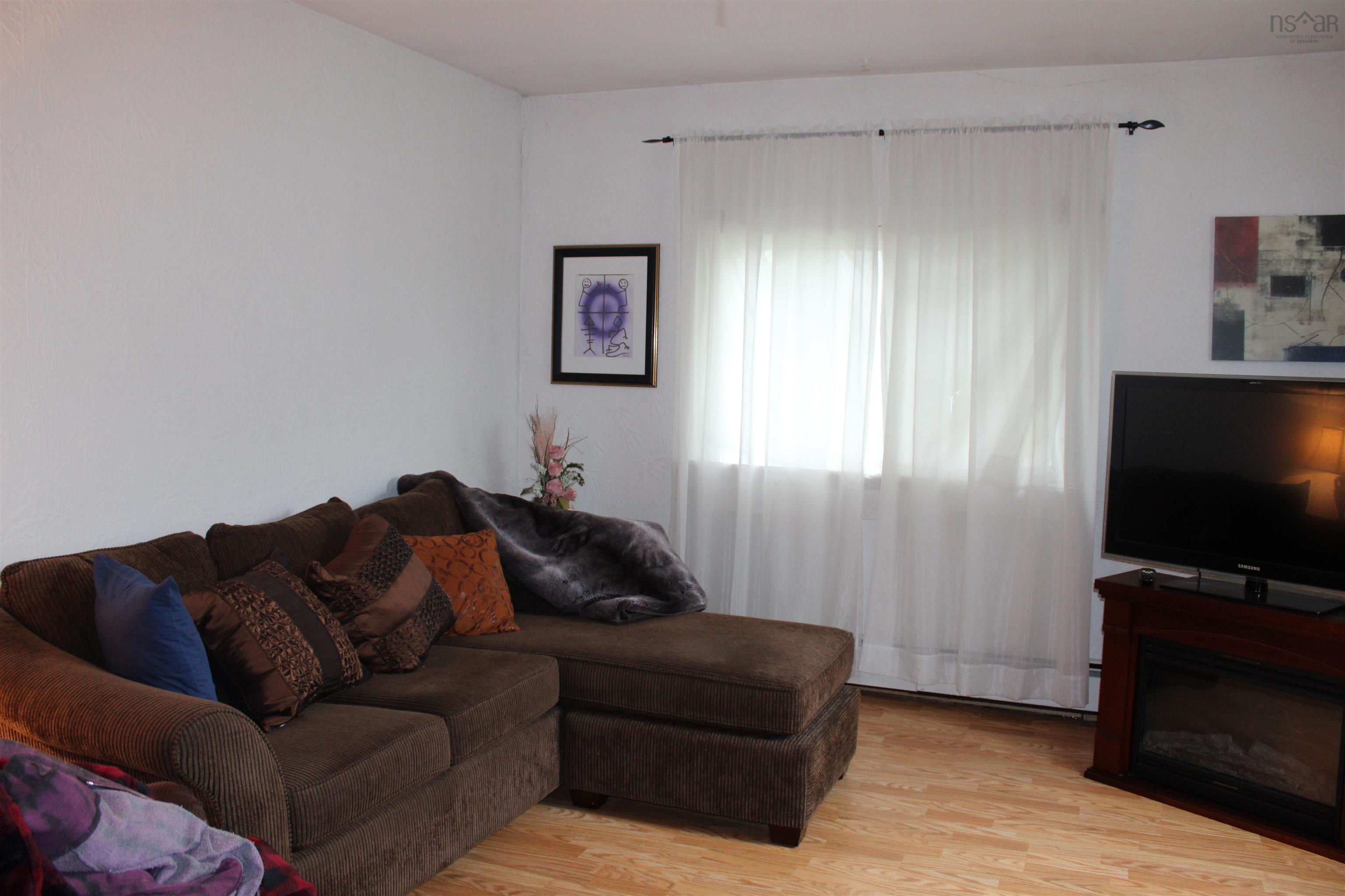 View image 17
