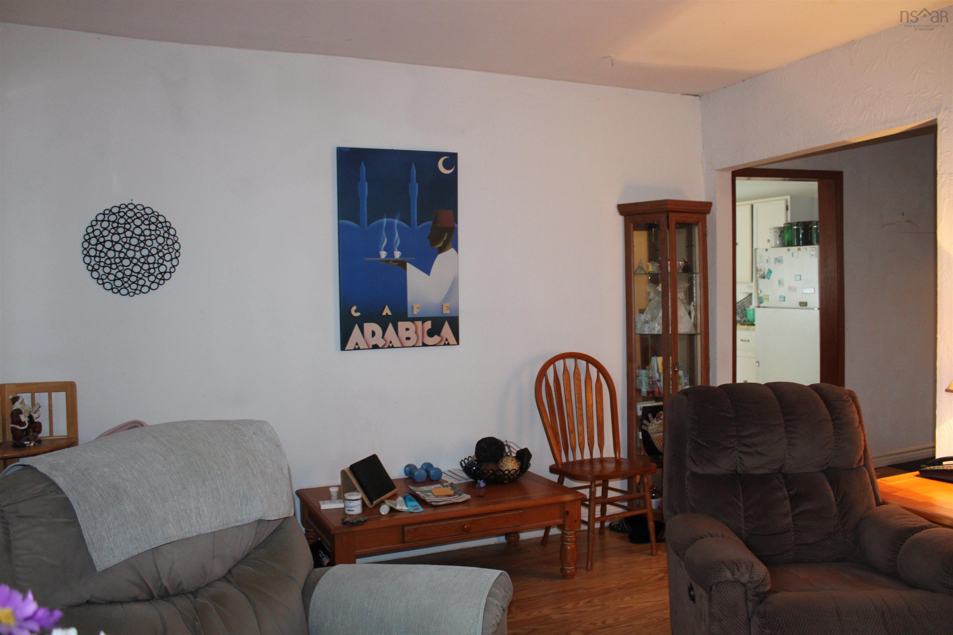 View image 18