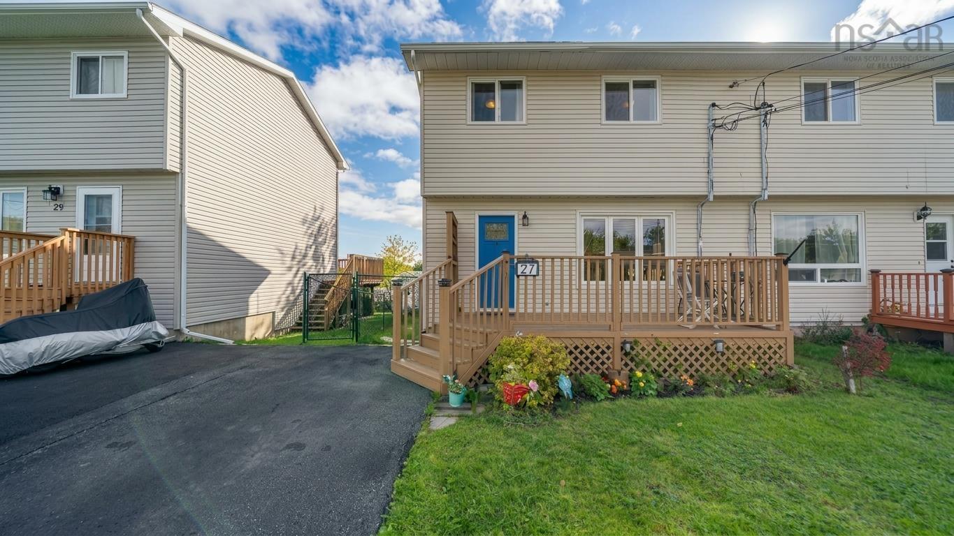 Thumbnail image for 27 Tamerlane Court MLS<sup>®</sup> 202625359