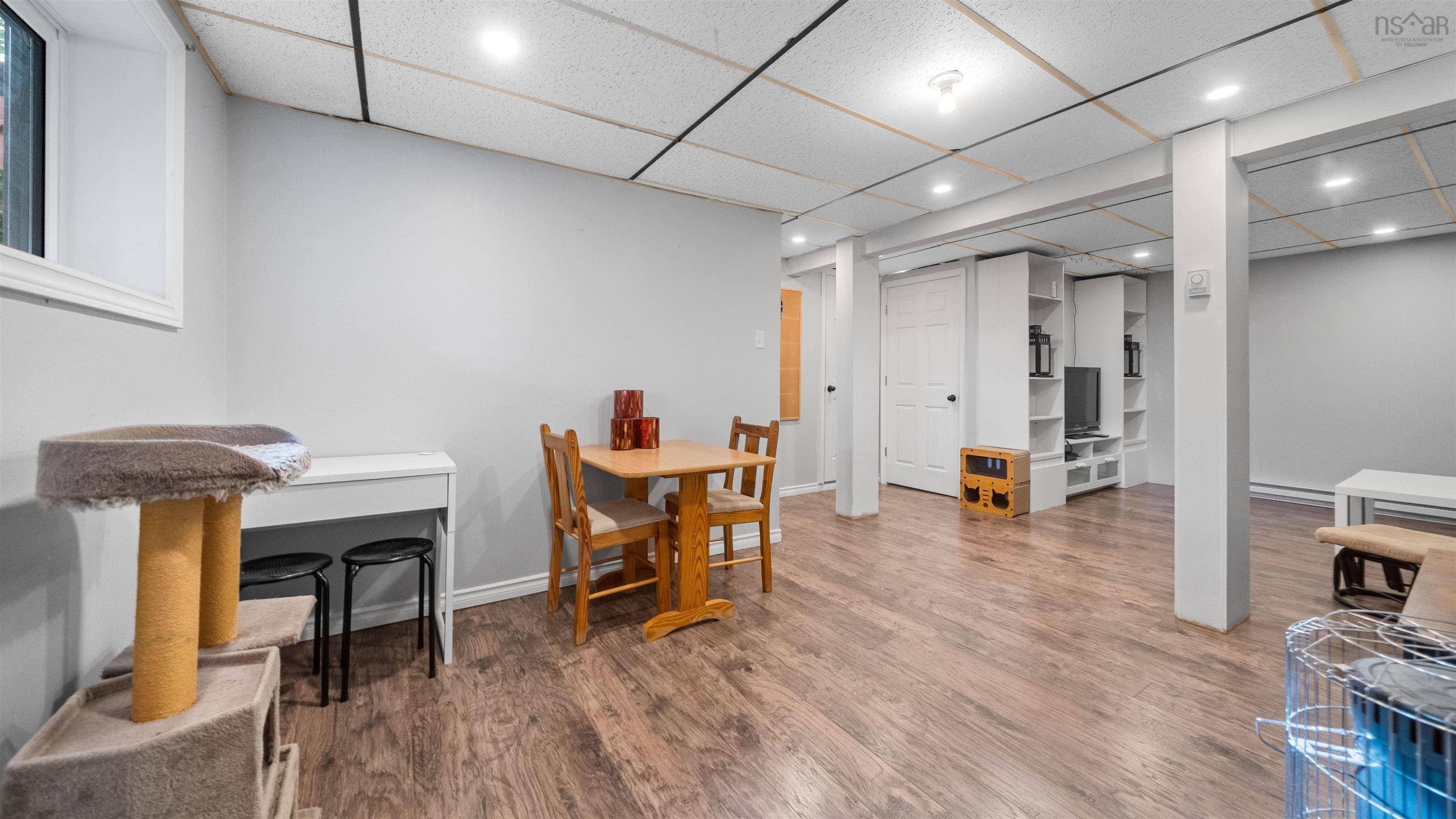 View image 21