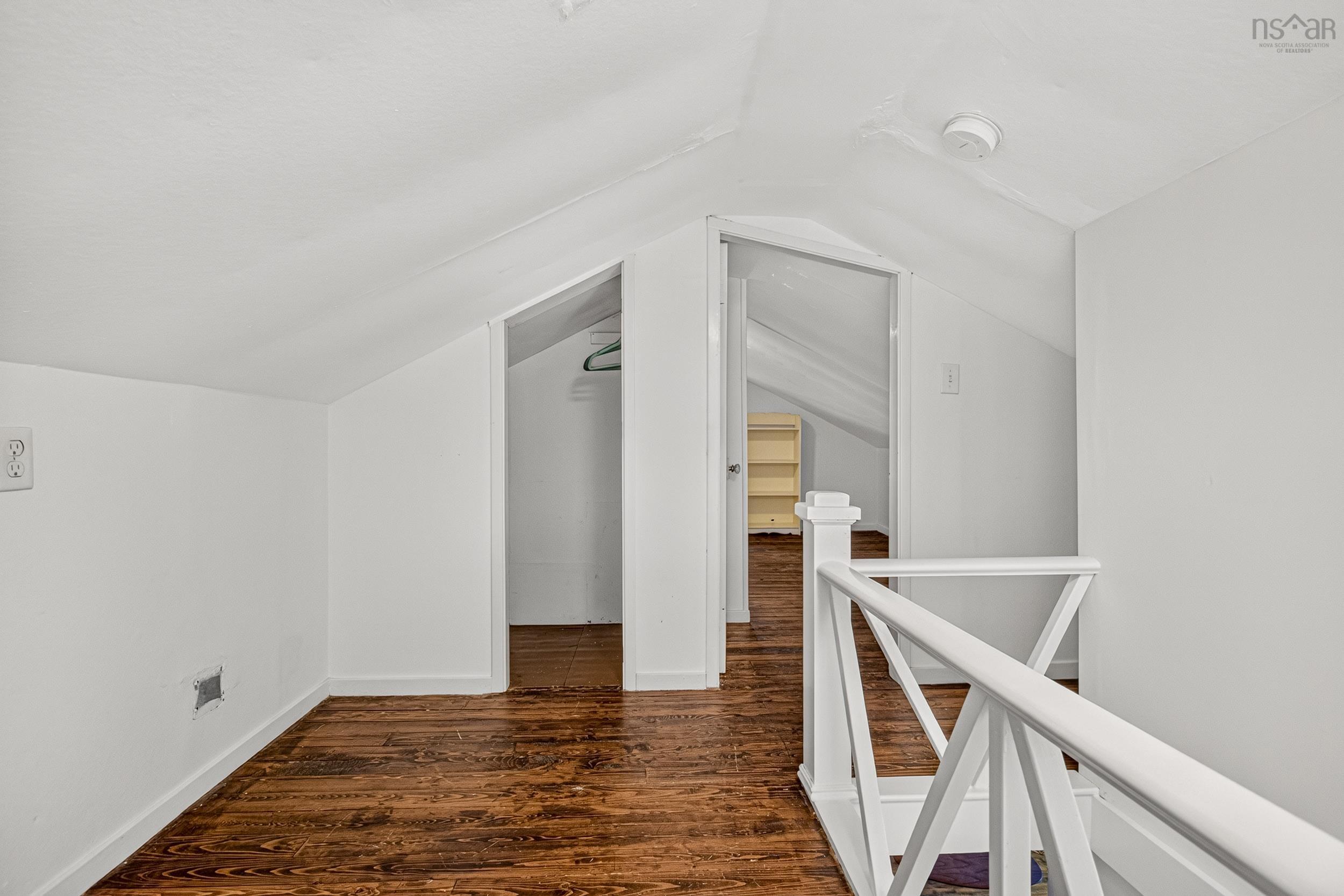 View image 19