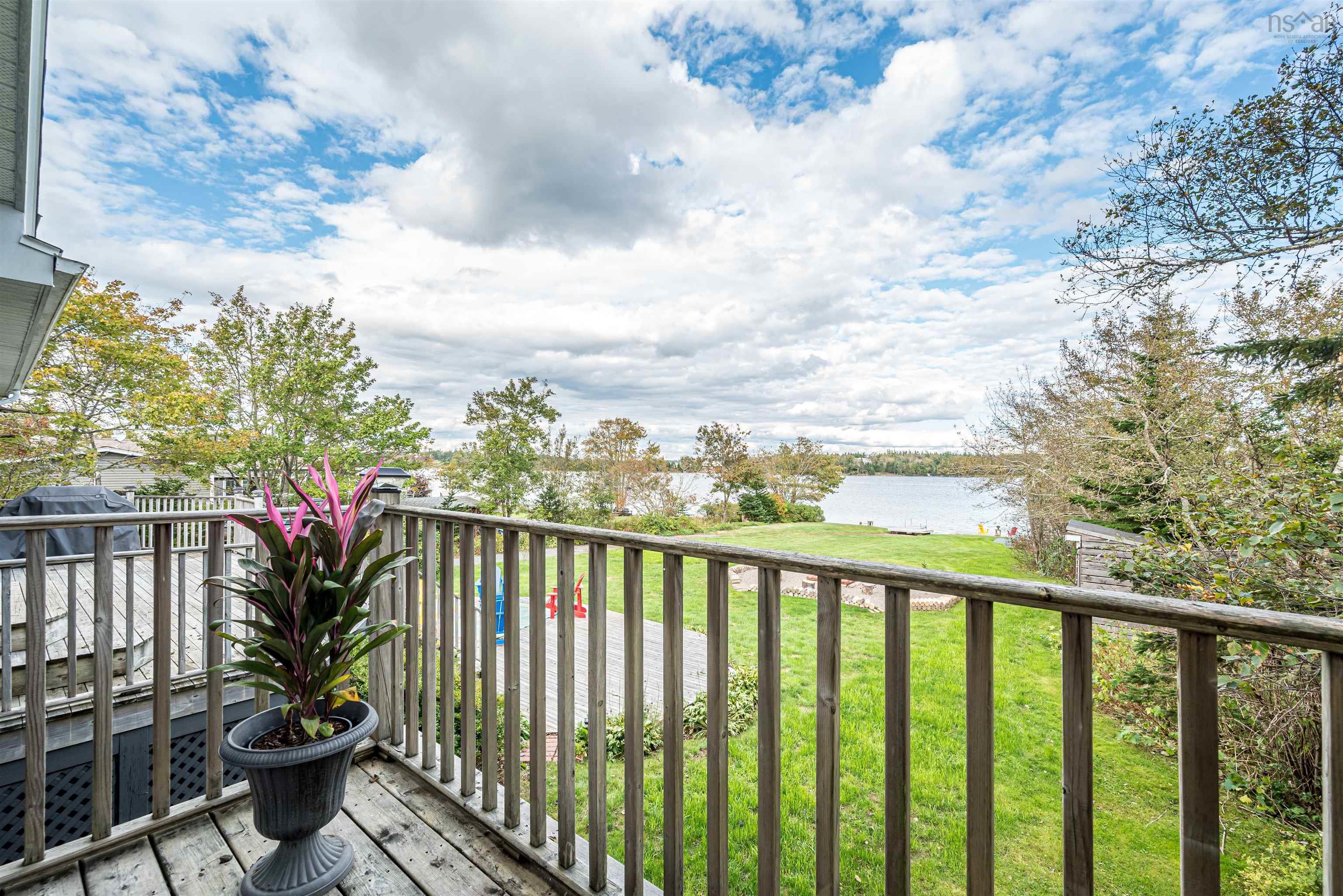View image 18