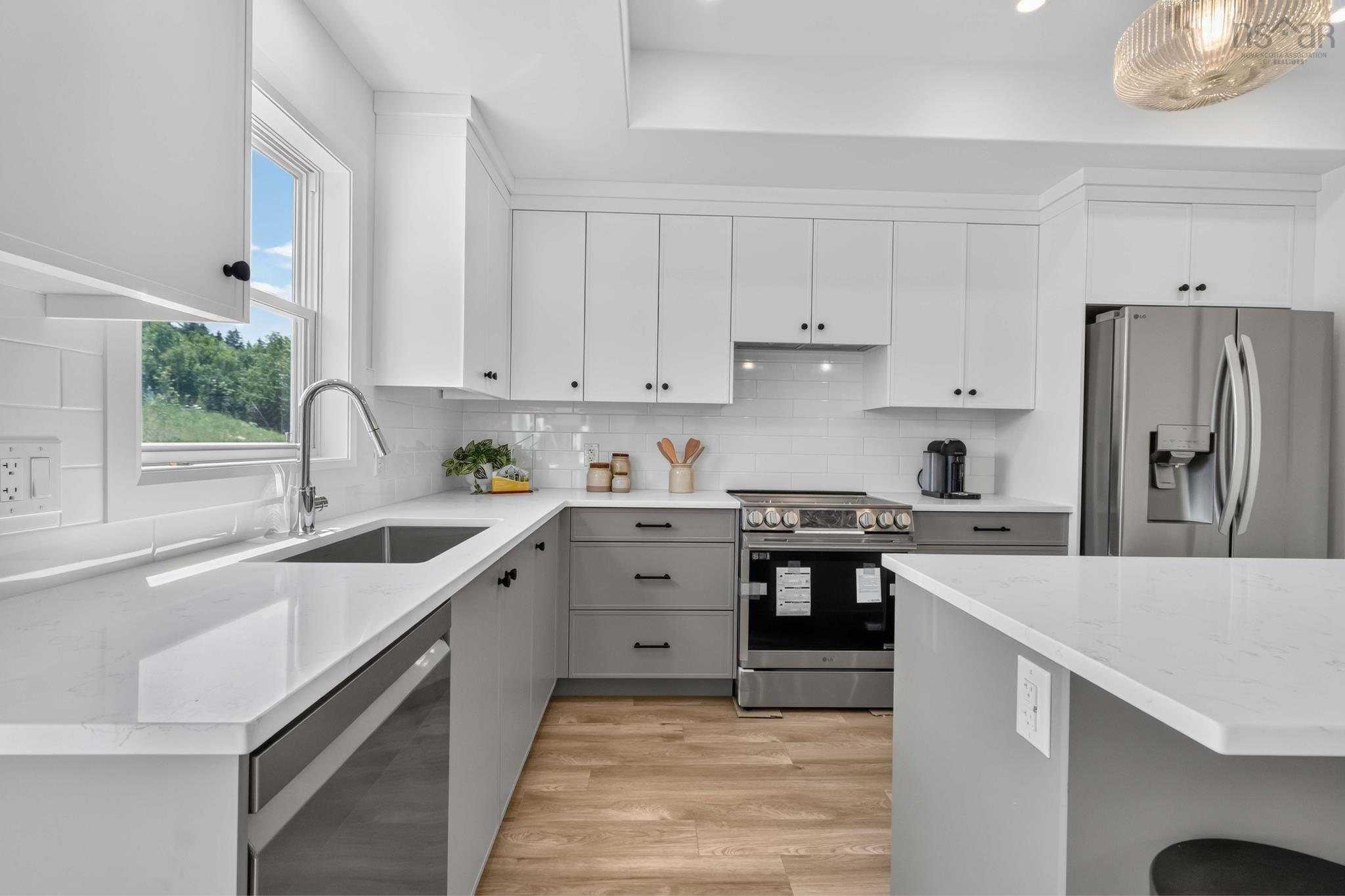 View image 18