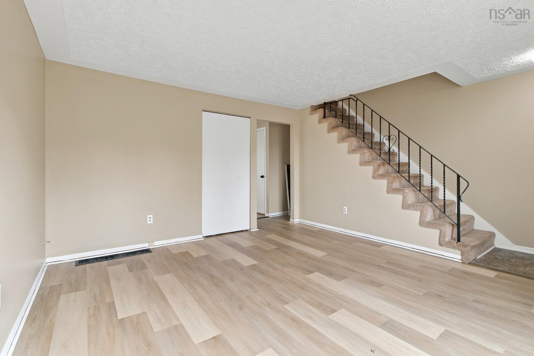 View image 8