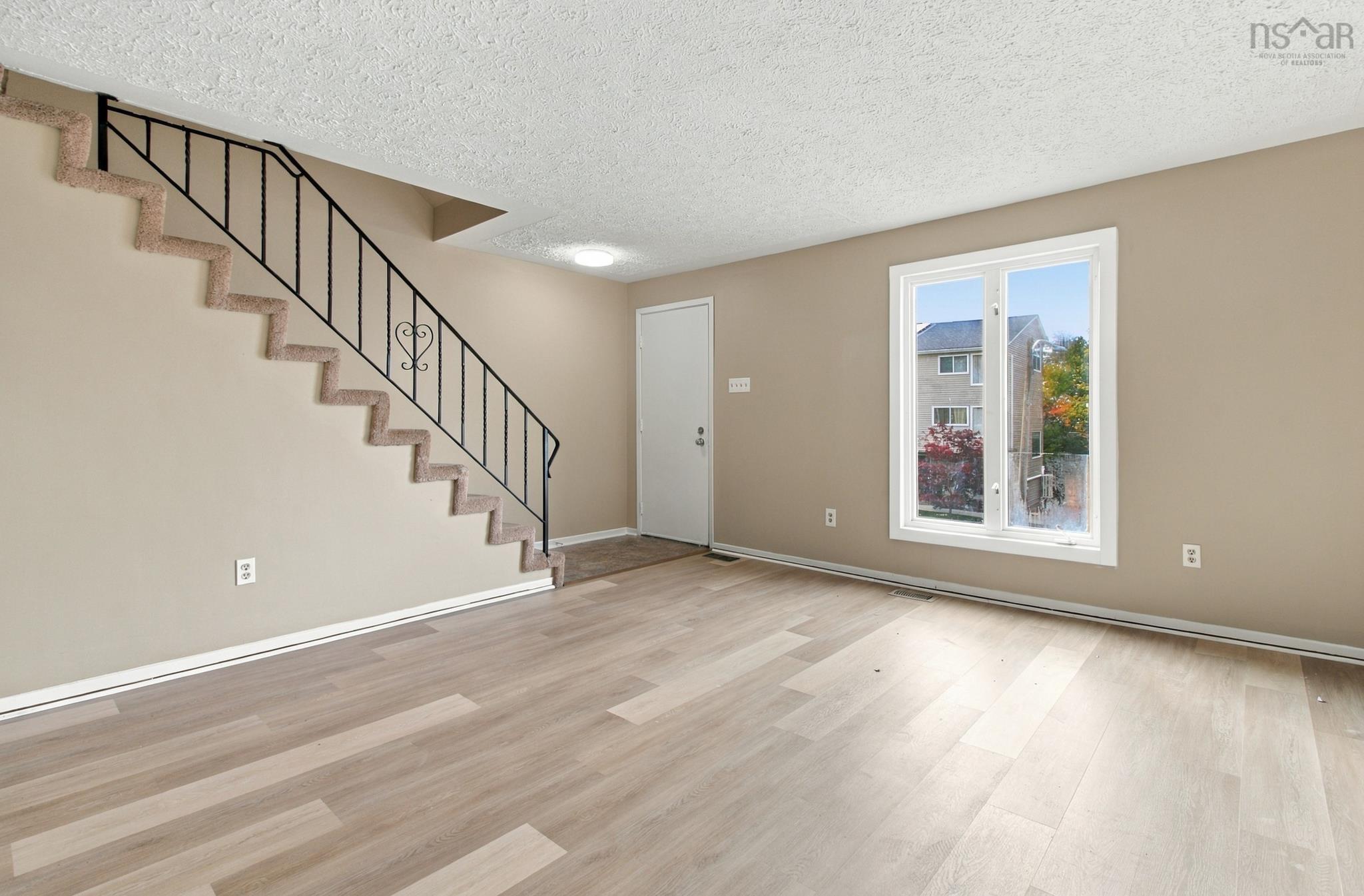 View image 9