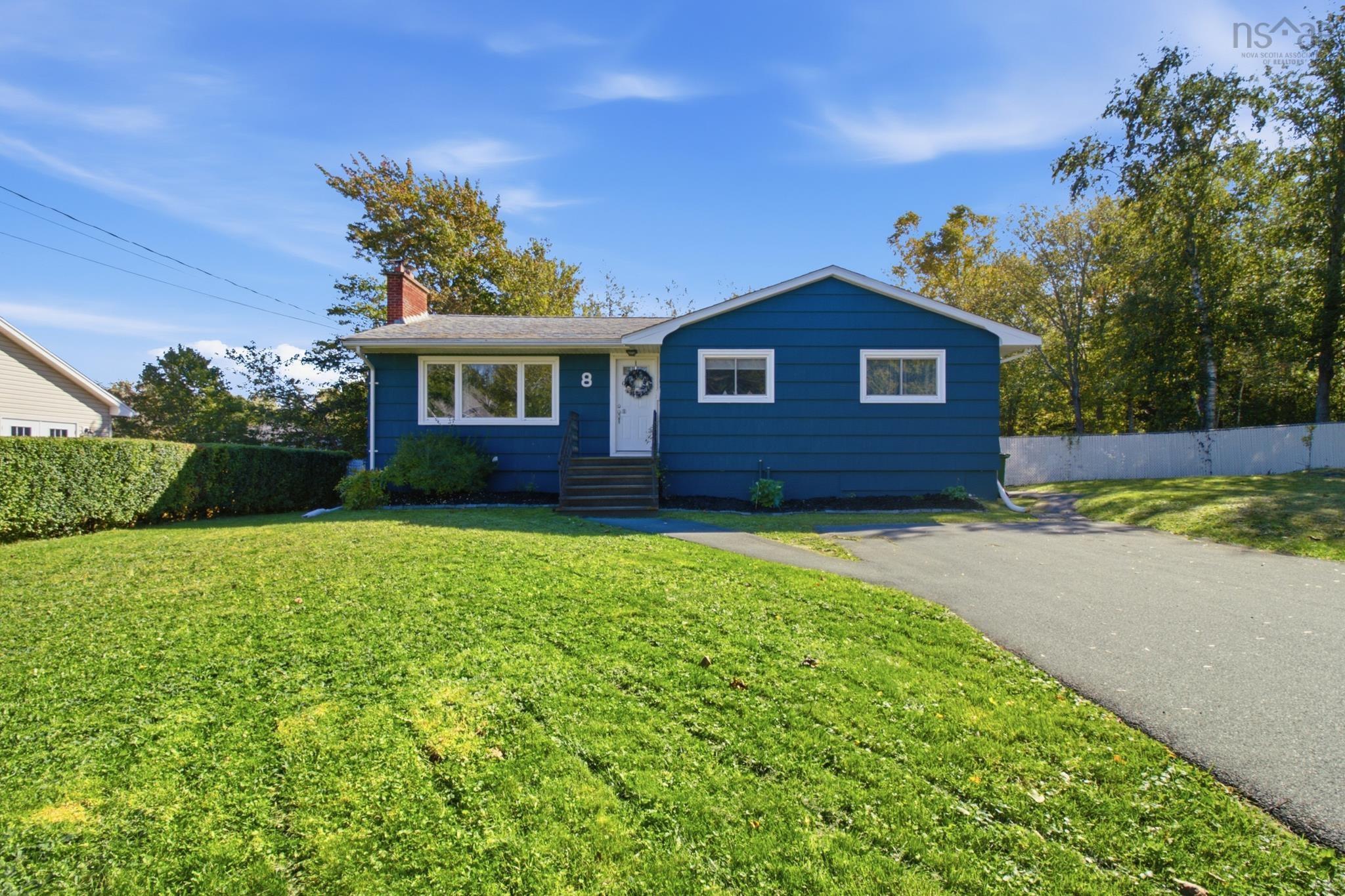 Thumbnail image for 8 Edward Laurie Drive MLS<sup>®</sup> 202625413