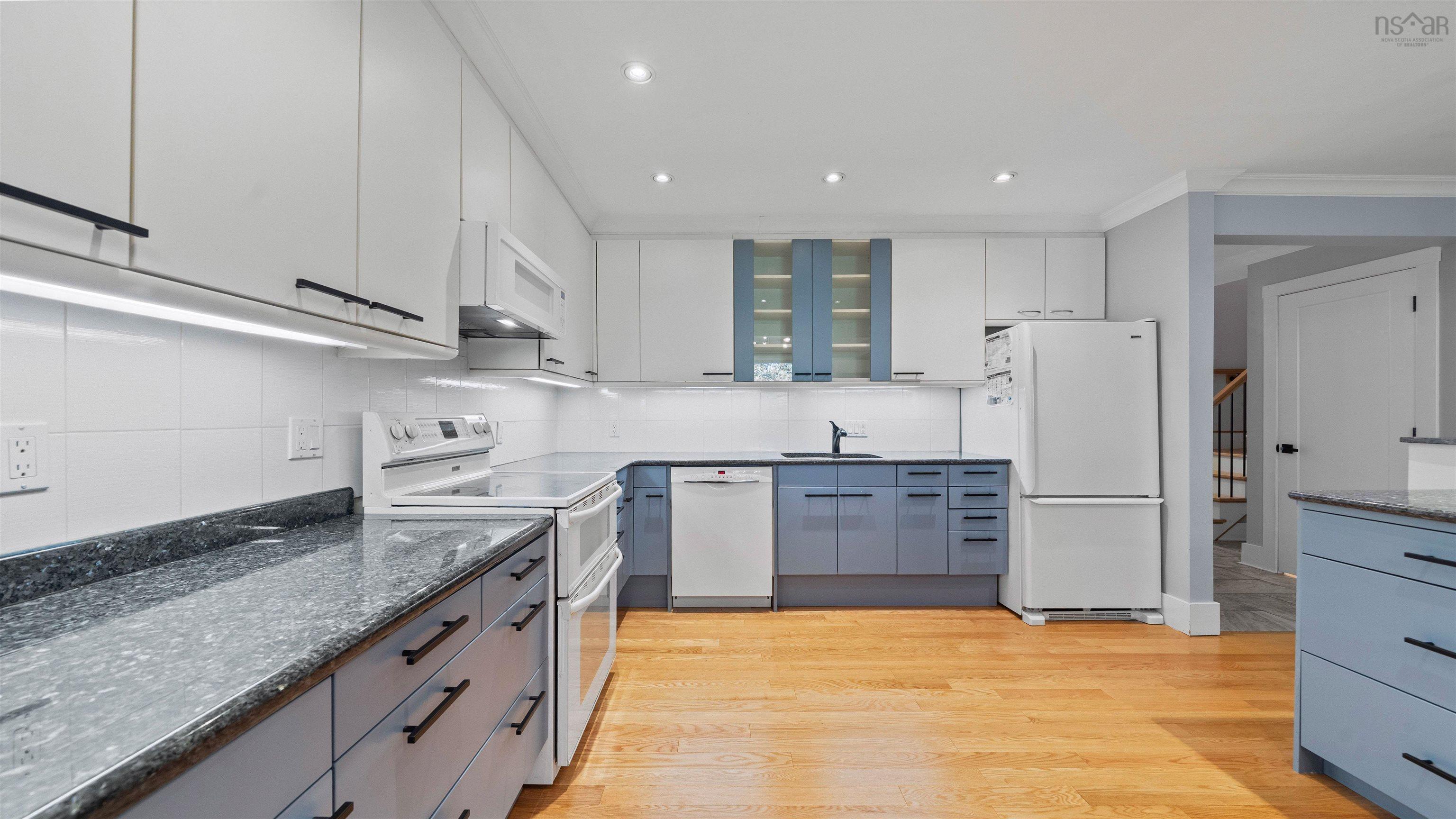 View image 11