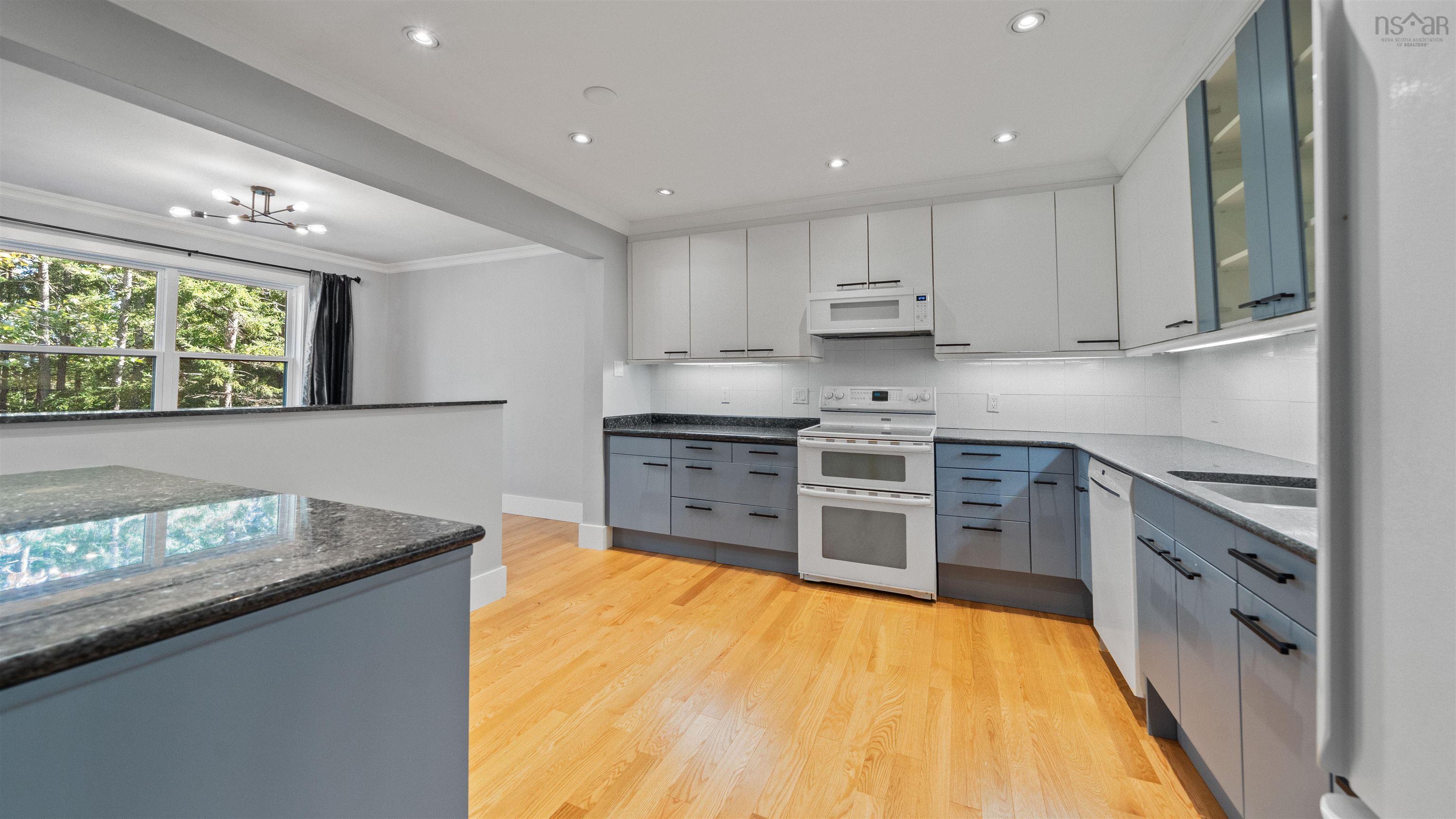 View image 9