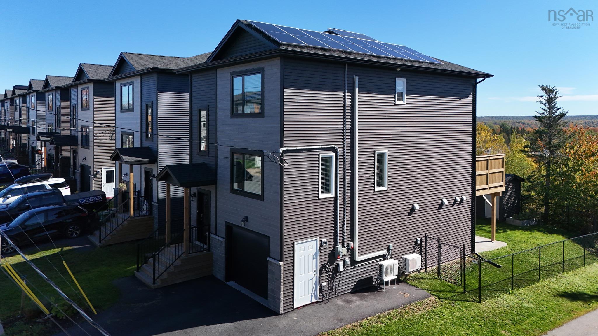 Thumbnail image for 16 Sam Crescent MLS<sup>®</sup> 202625432