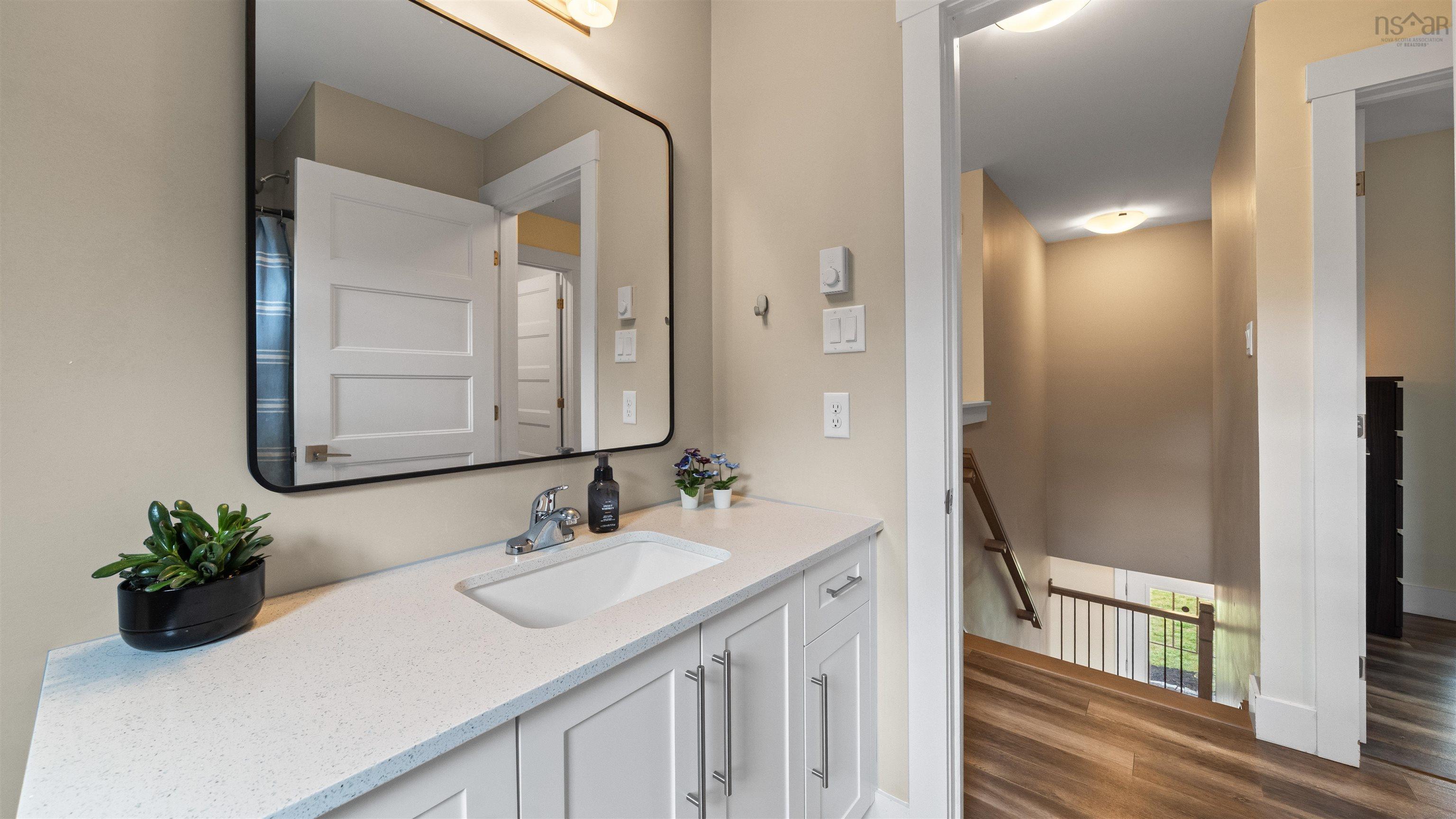 View image 18