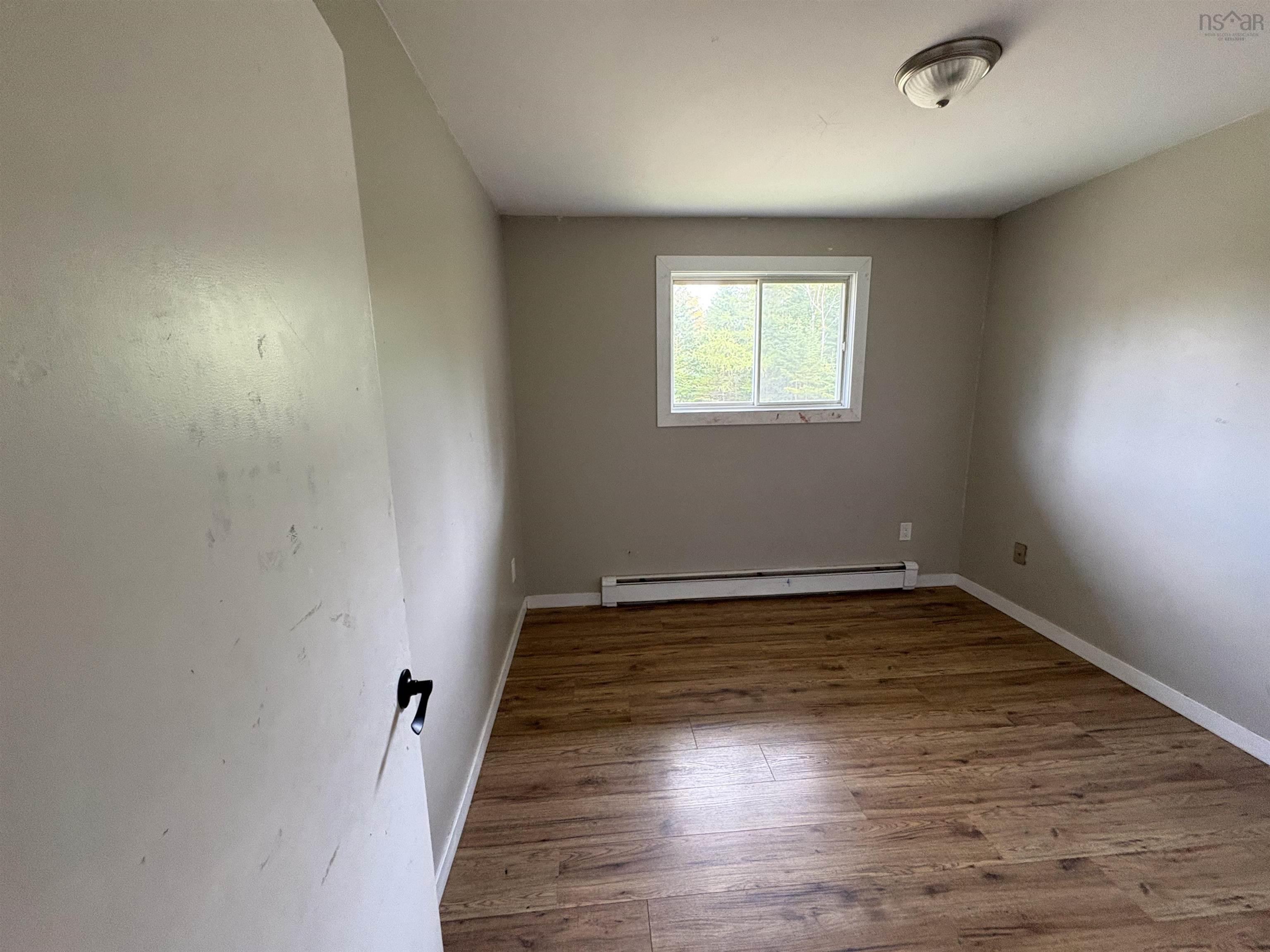 View image 11