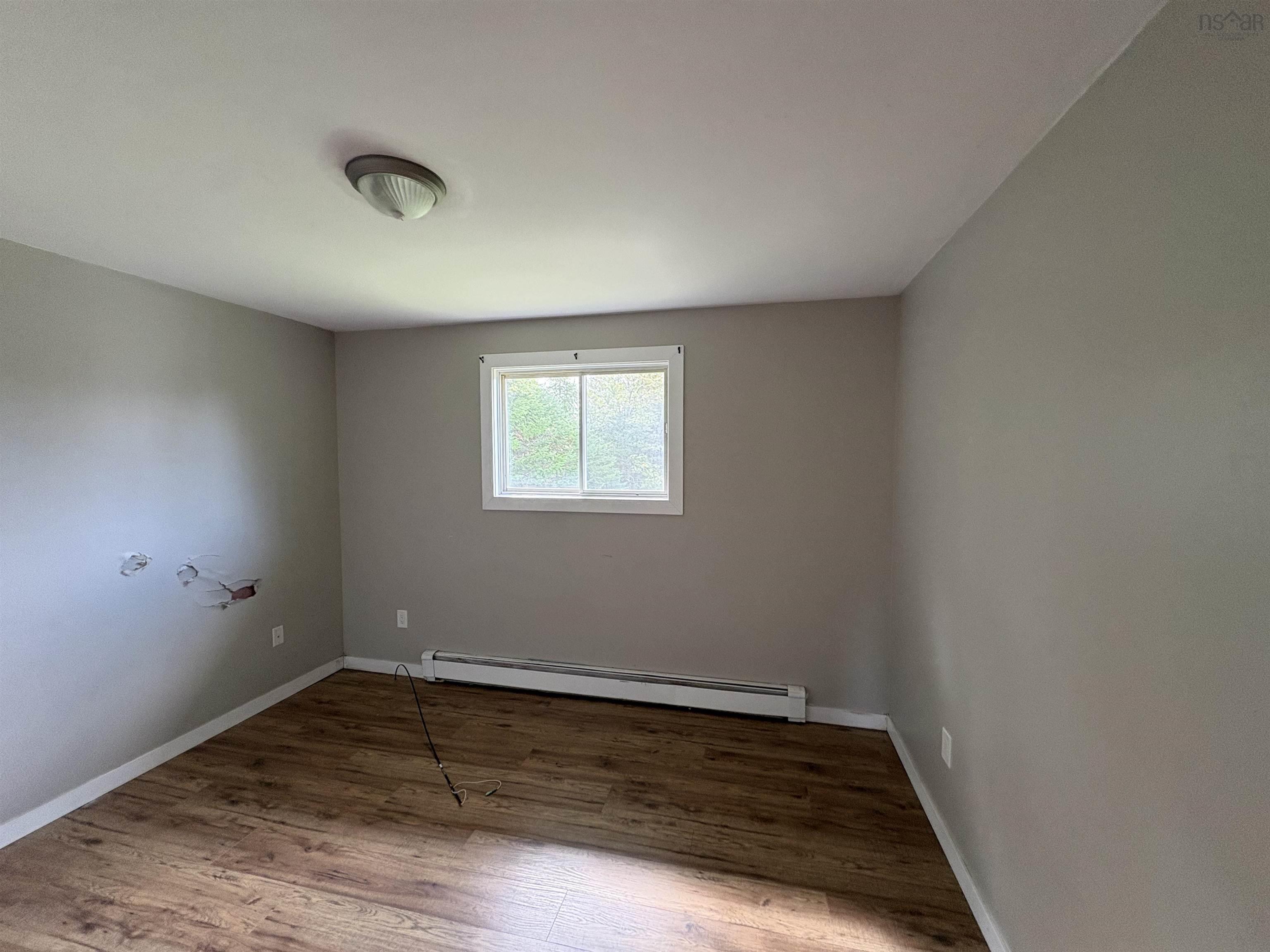 View image 18