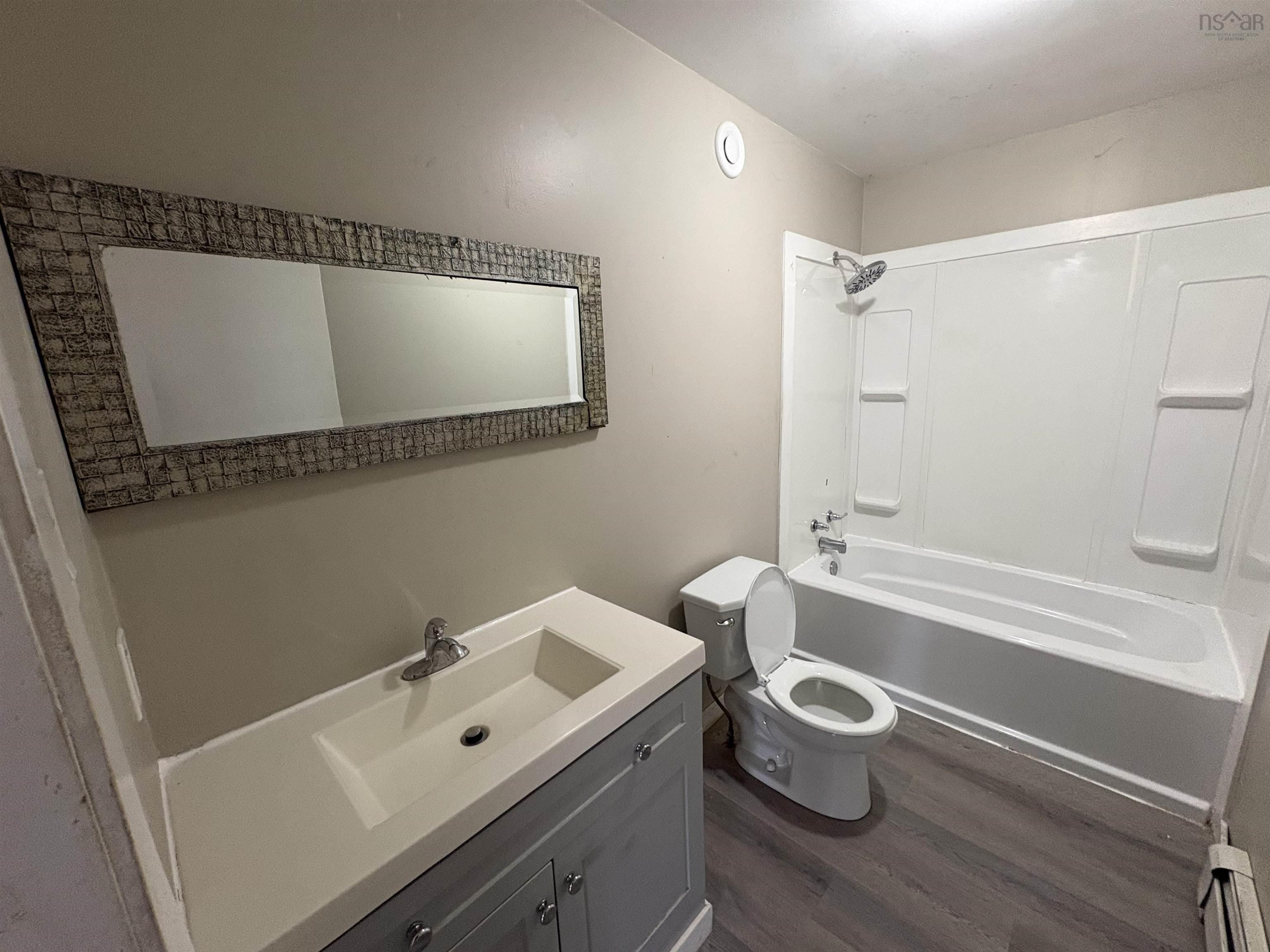 View image 9