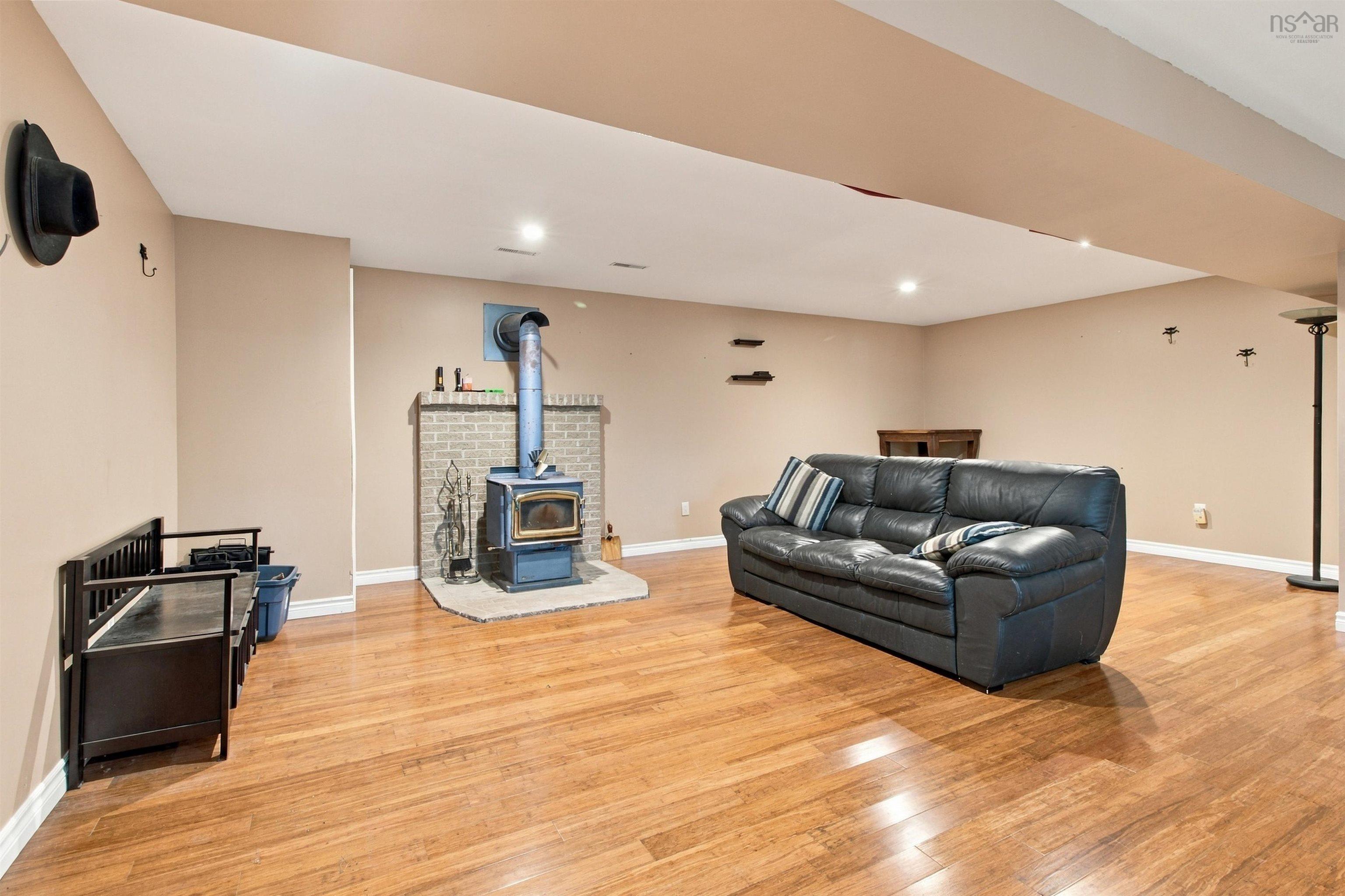 View image 30
