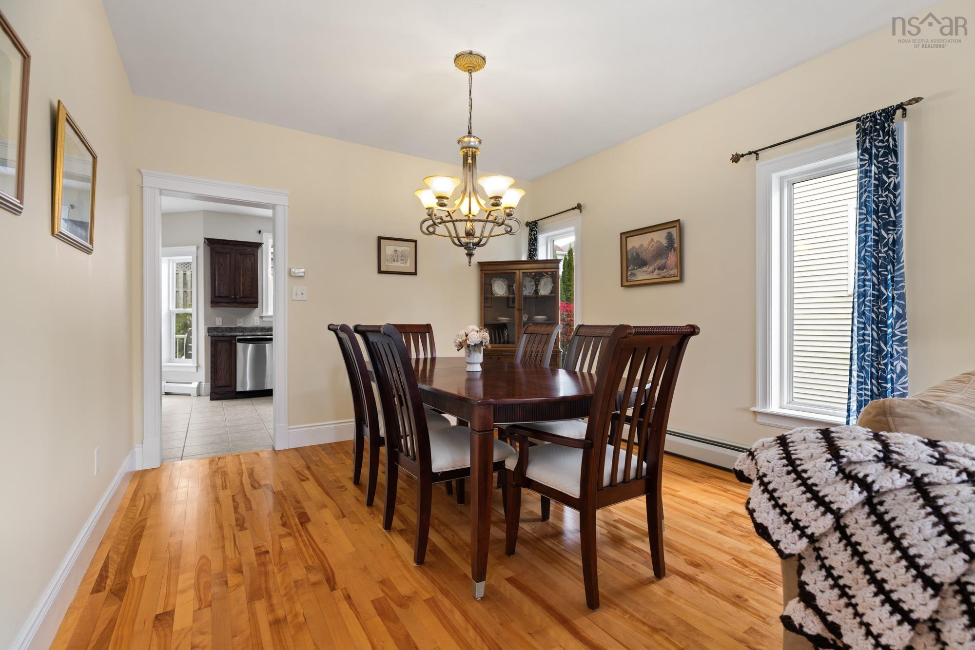 View image 12