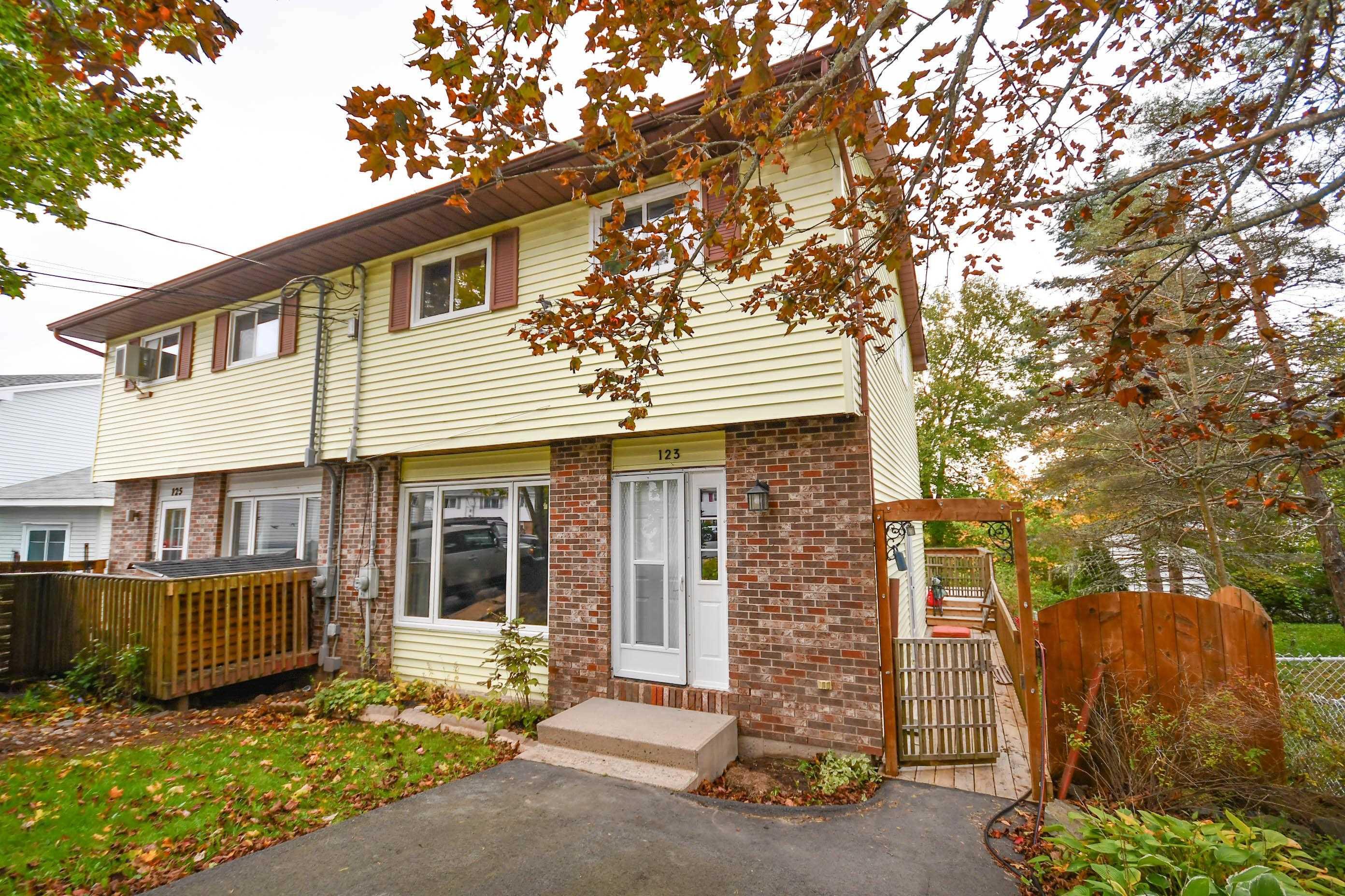 Thumbnail image for 123 Gloria Court MLS<sup>®</sup> 202625569
