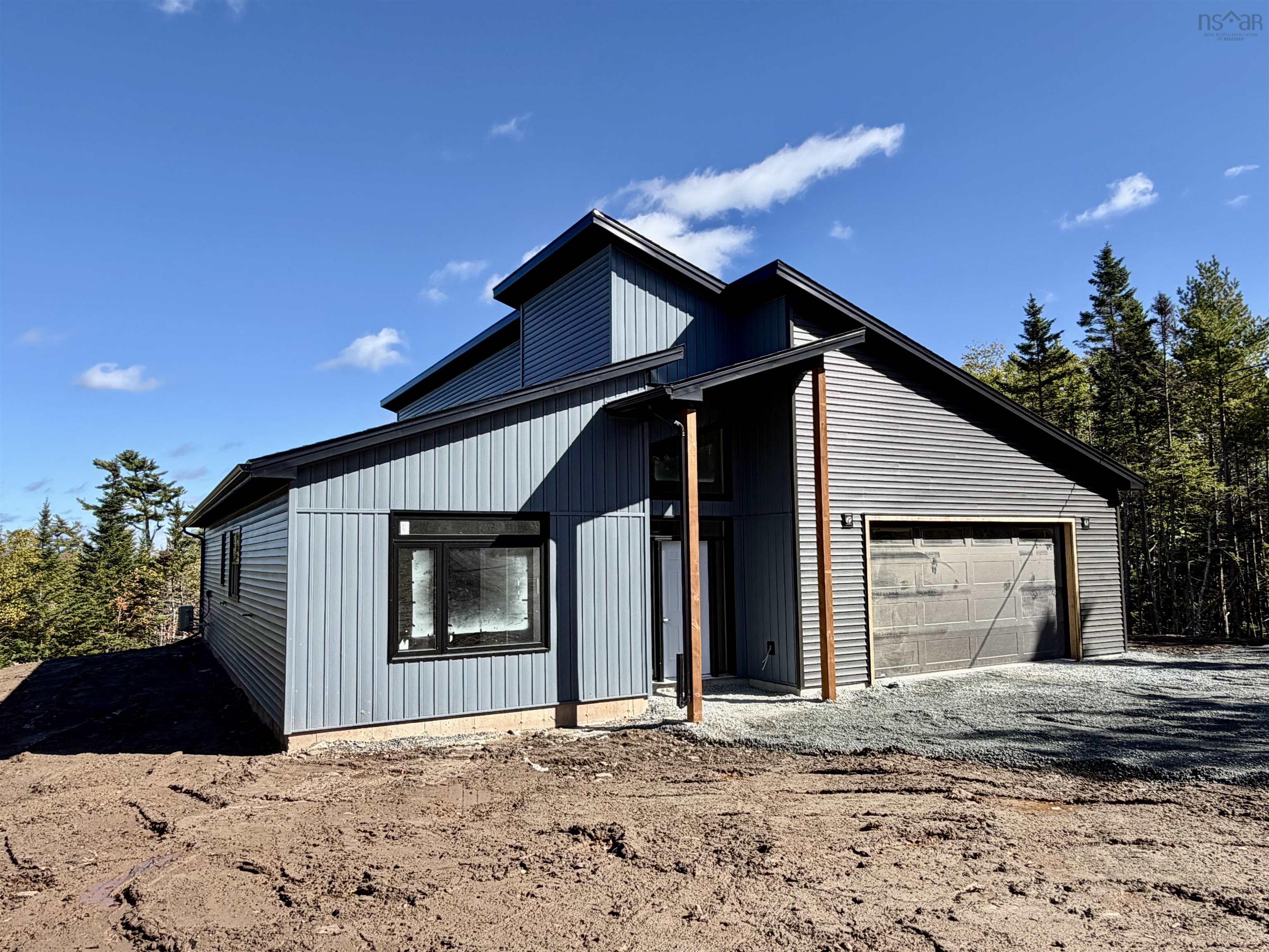 Thumbnail image for 466 Bissett Road MLS<sup>®</sup> 202625577