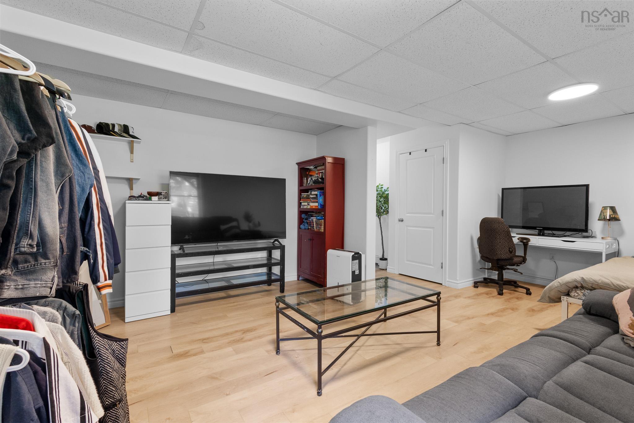 View image 21