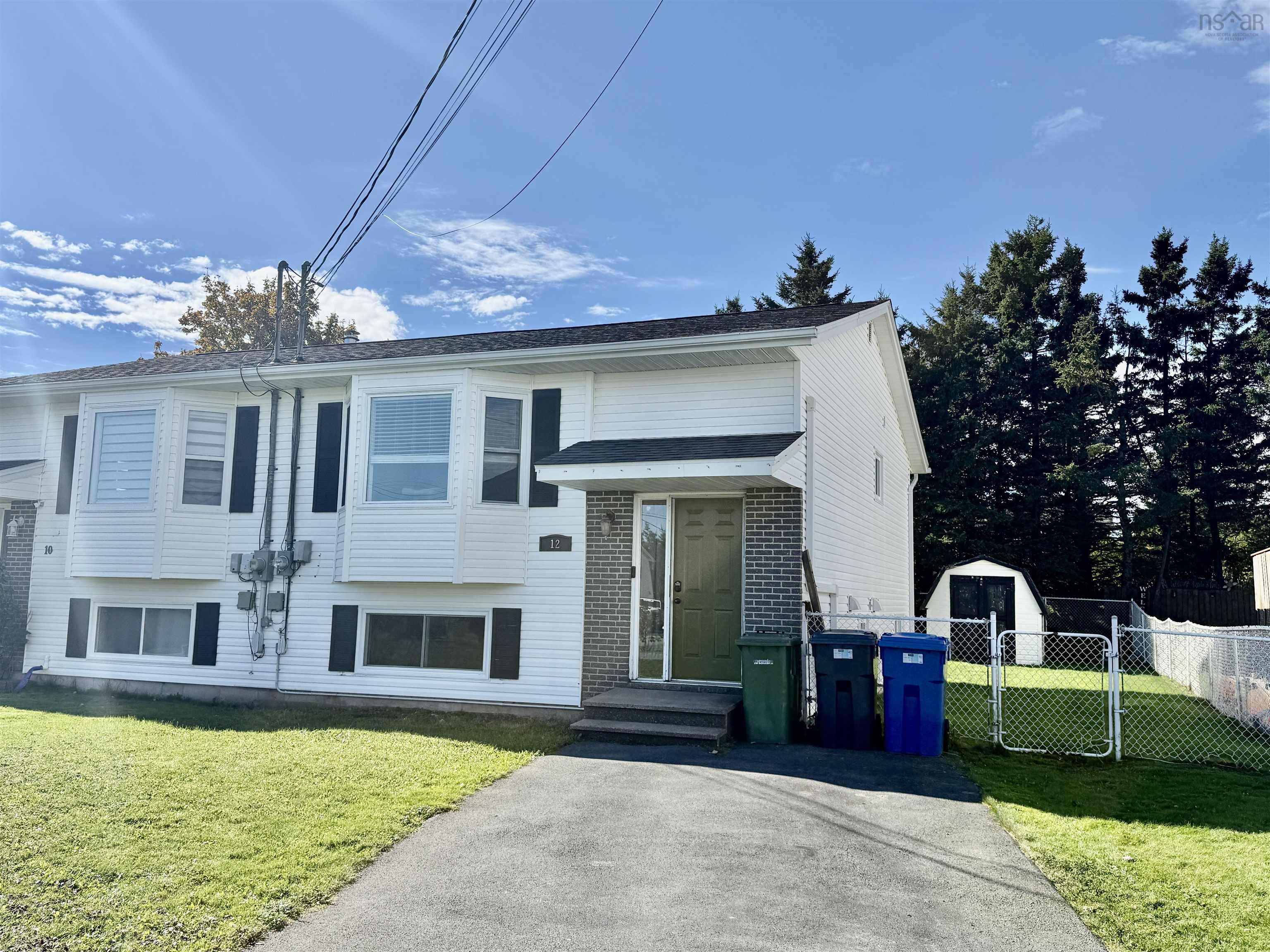 Thumbnail image for 12 Shamrock Court MLS<sup>®</sup> 202625648