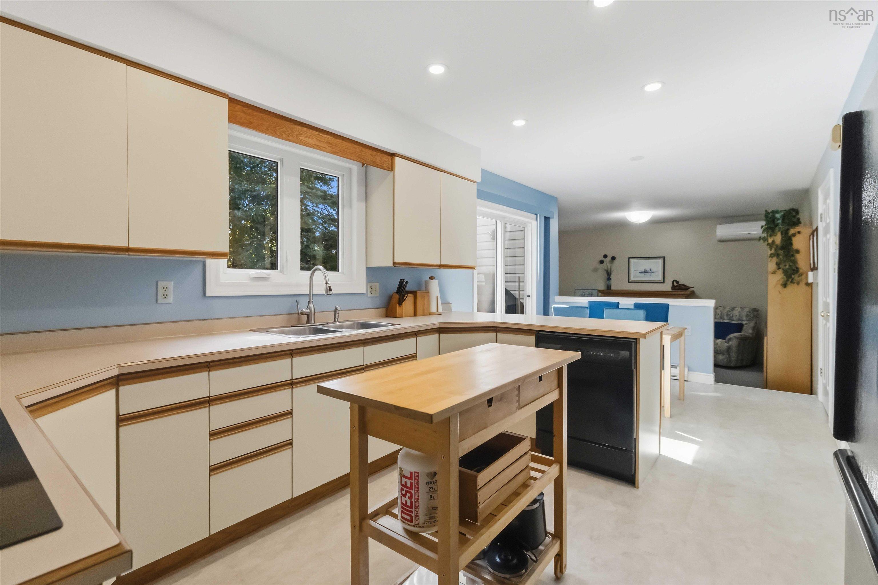 View image 11