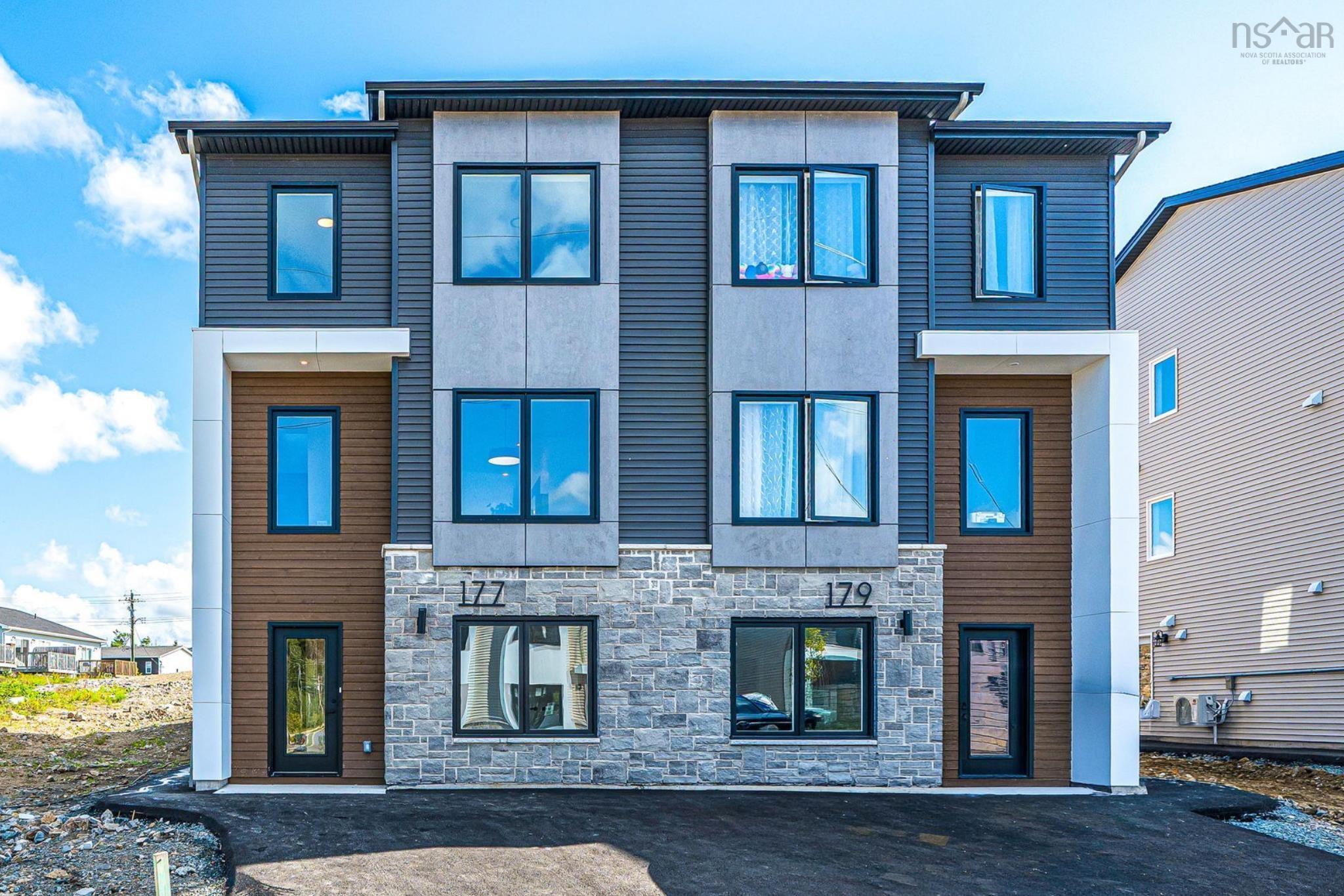 Thumbnail image for 55A 177 Honeygold Drive MLS<sup>®</sup> 202625709