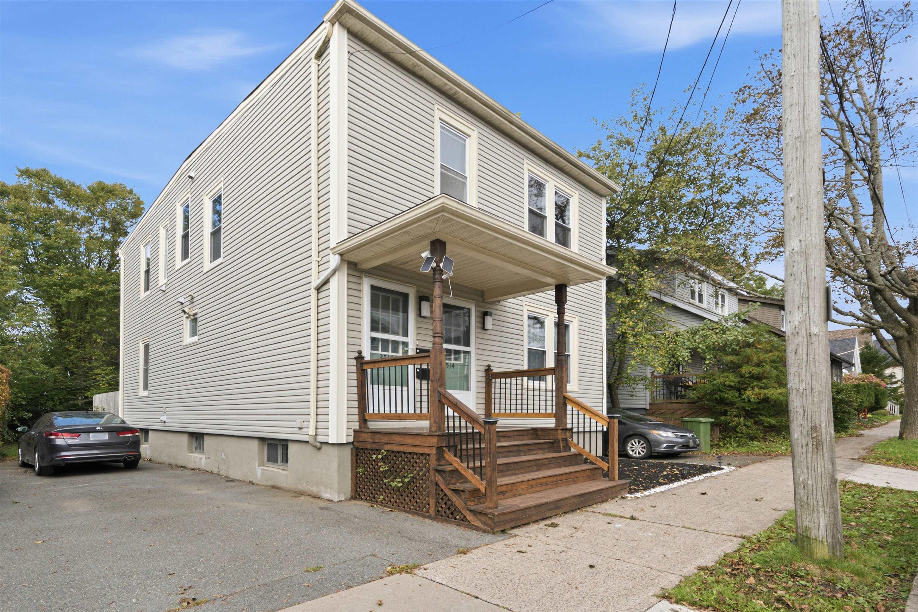 Thumbnail image for 2512 Oxford Street MLS<sup>®</sup> 202625713