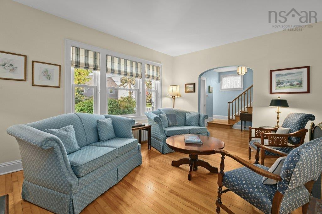 View image 8