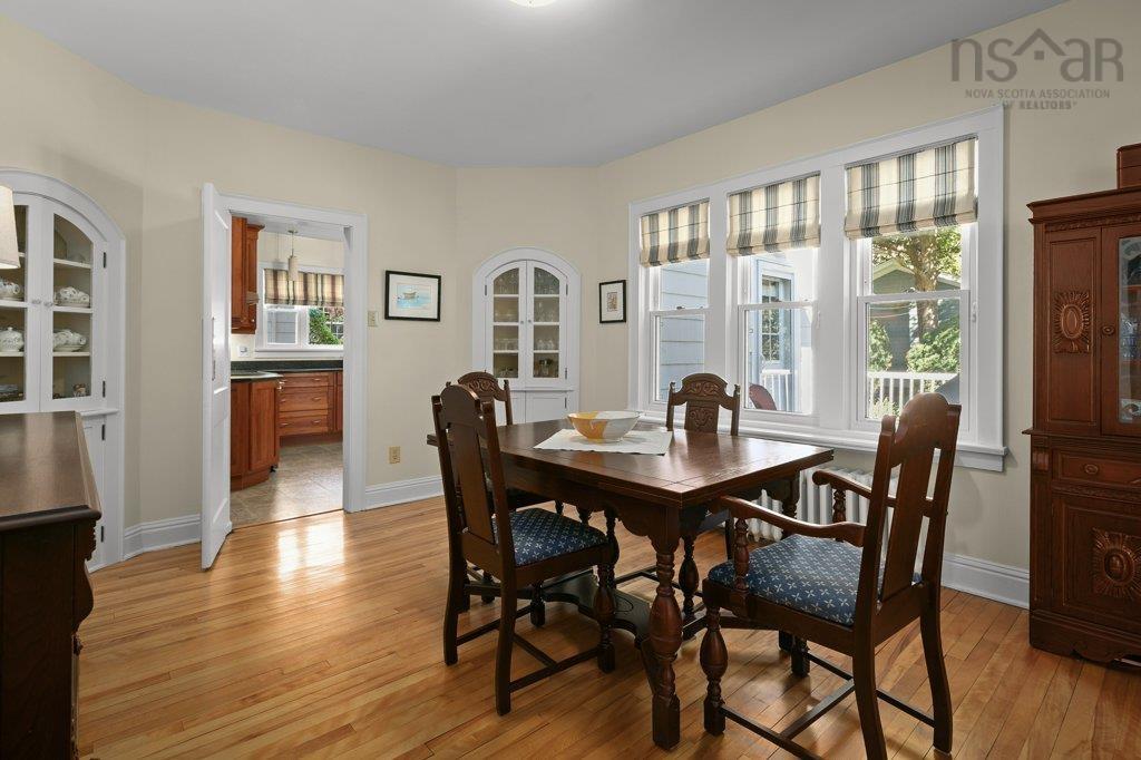 View image 9
