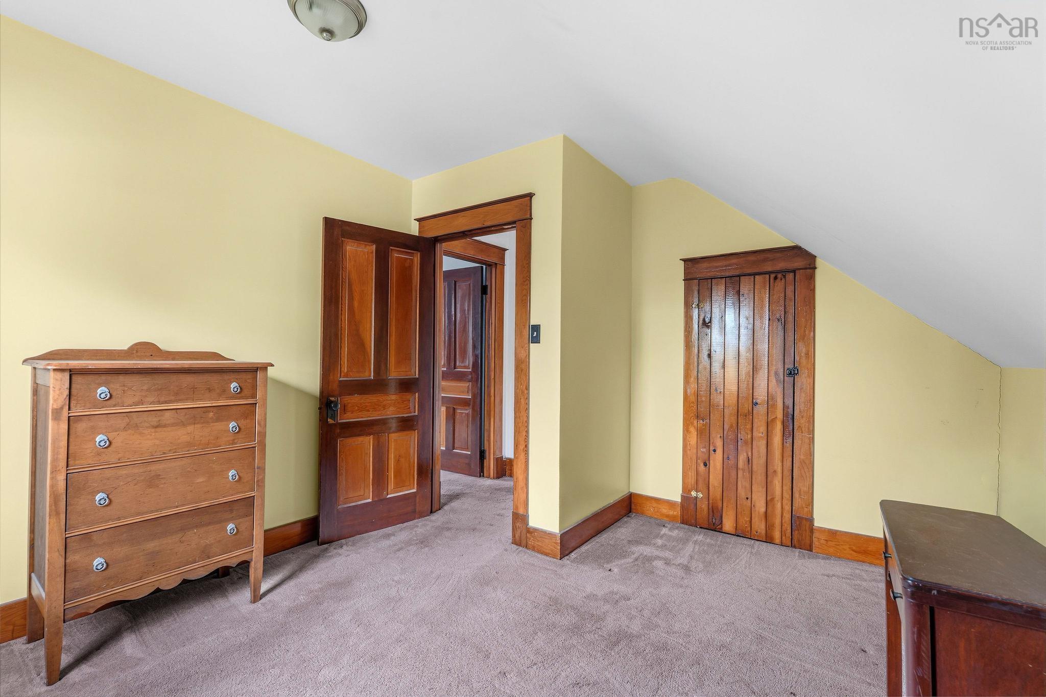 View image 14