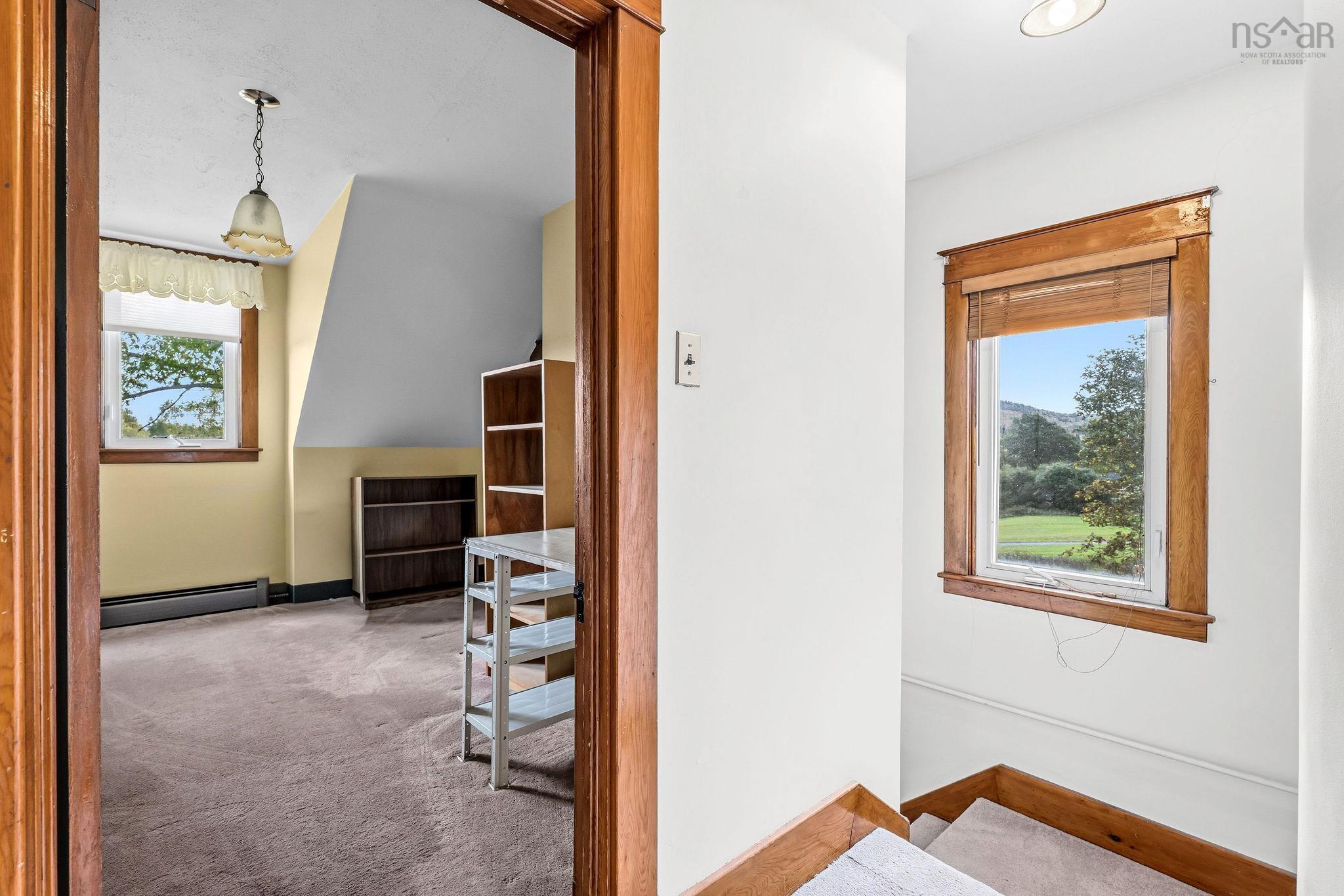 View image 18