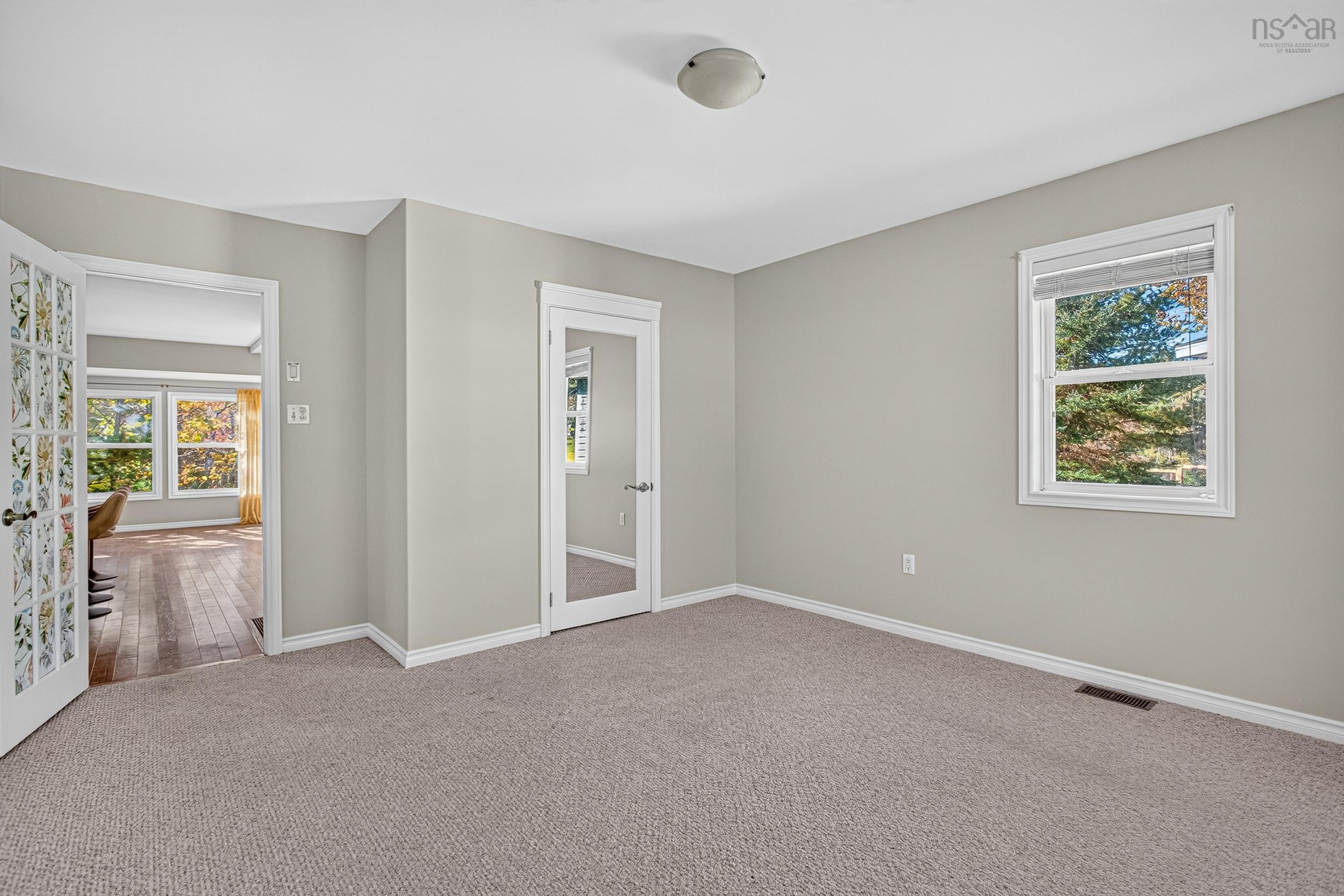 View image 18