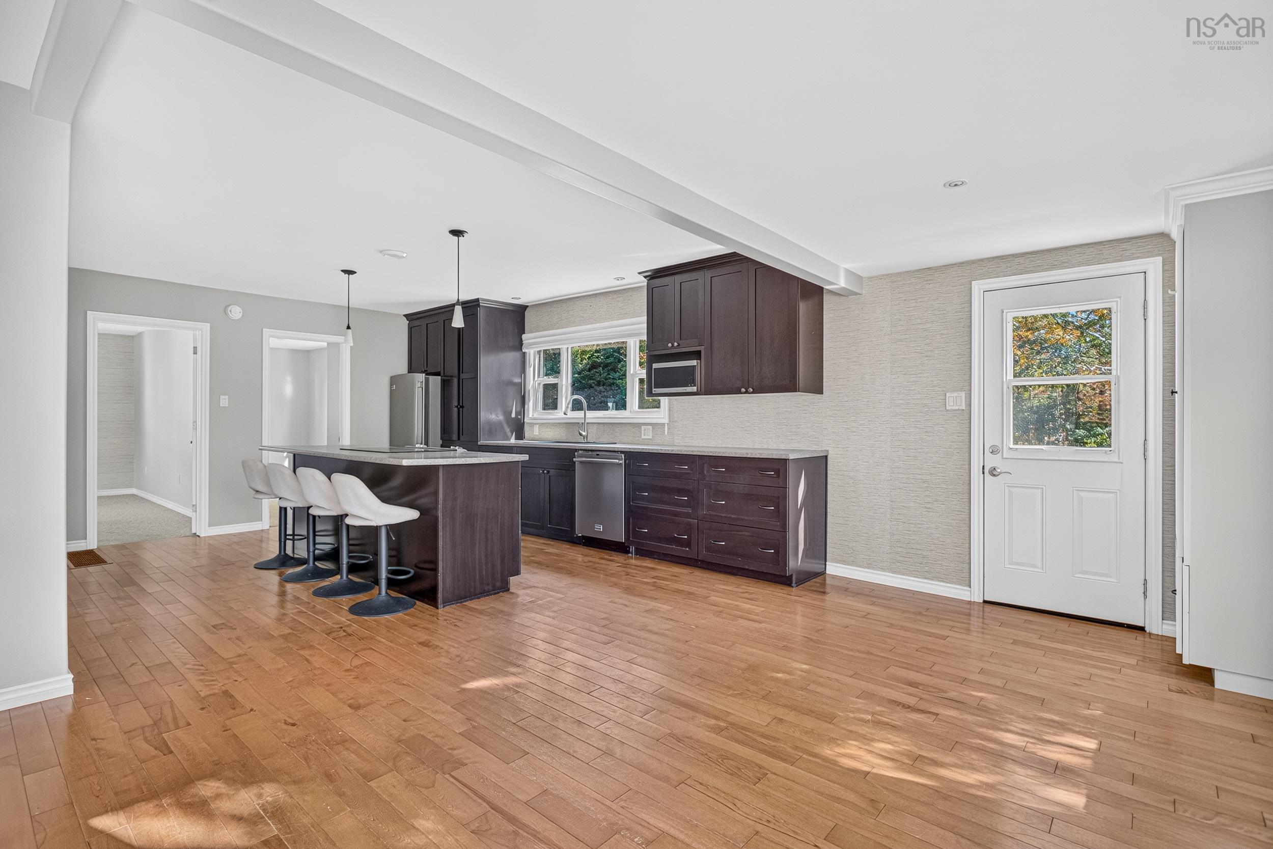View image 8