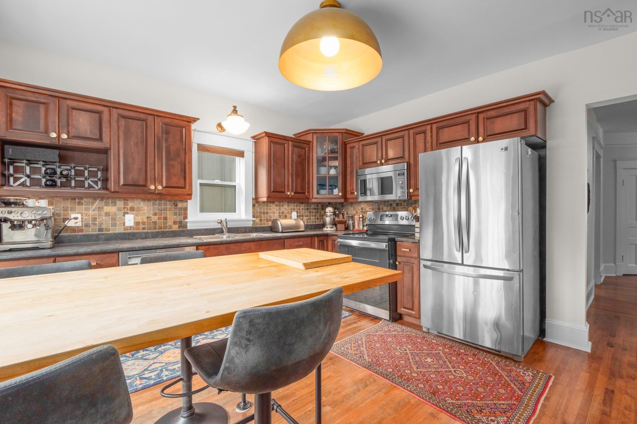 View image 17
