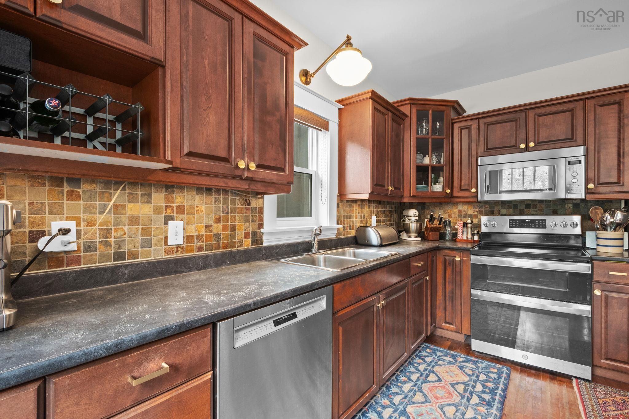 View image 19