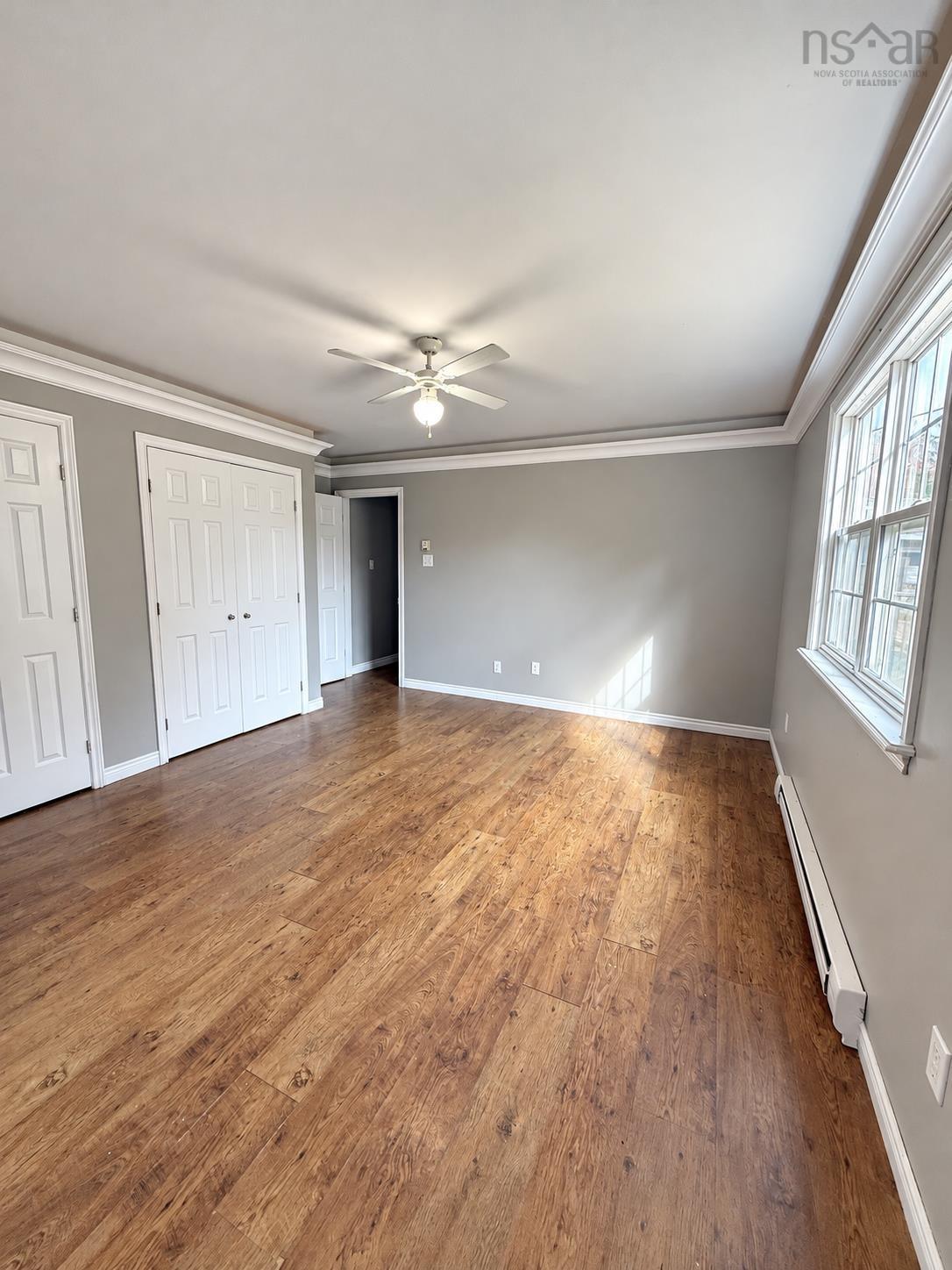 View image 12