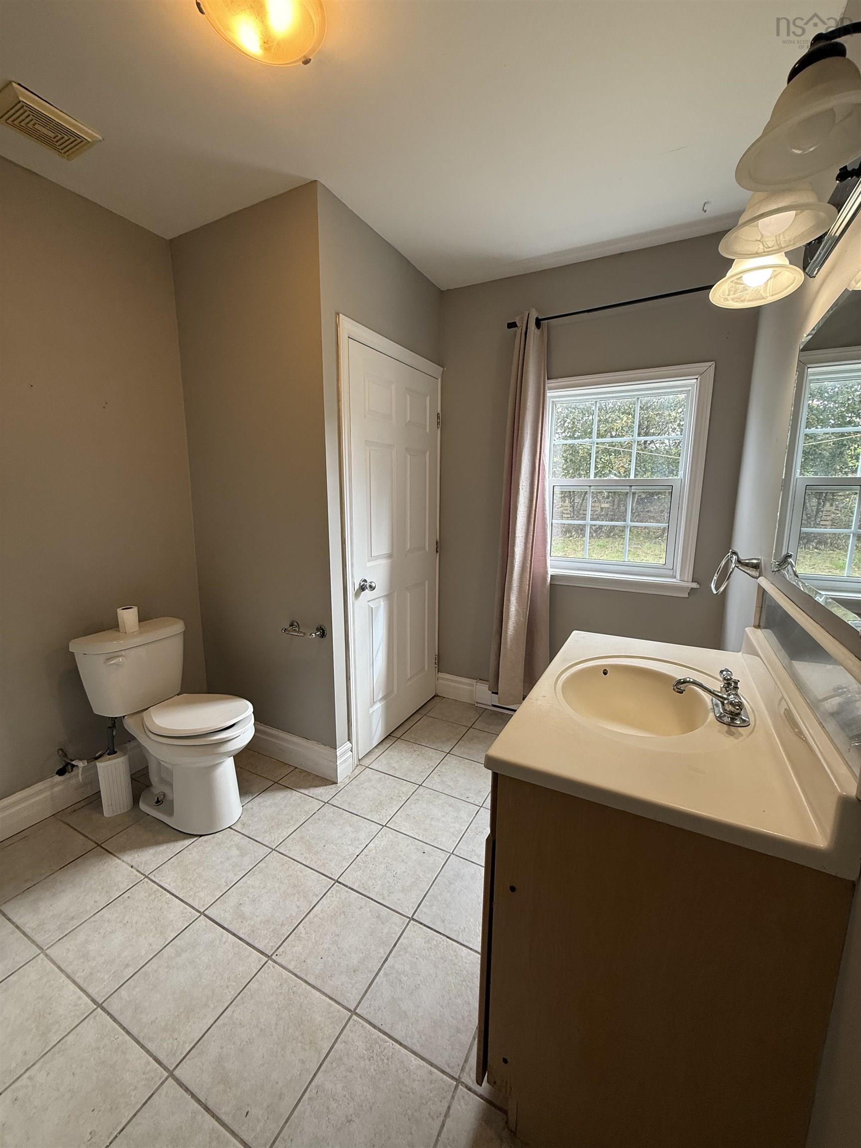 View image 8