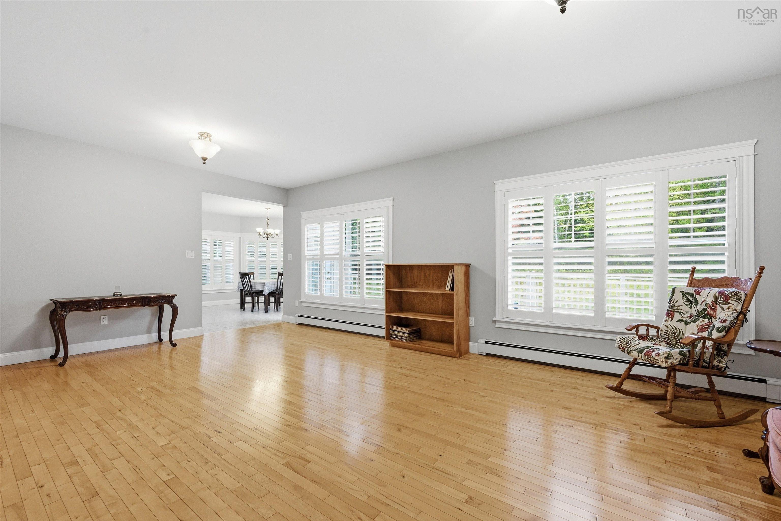 View image 8