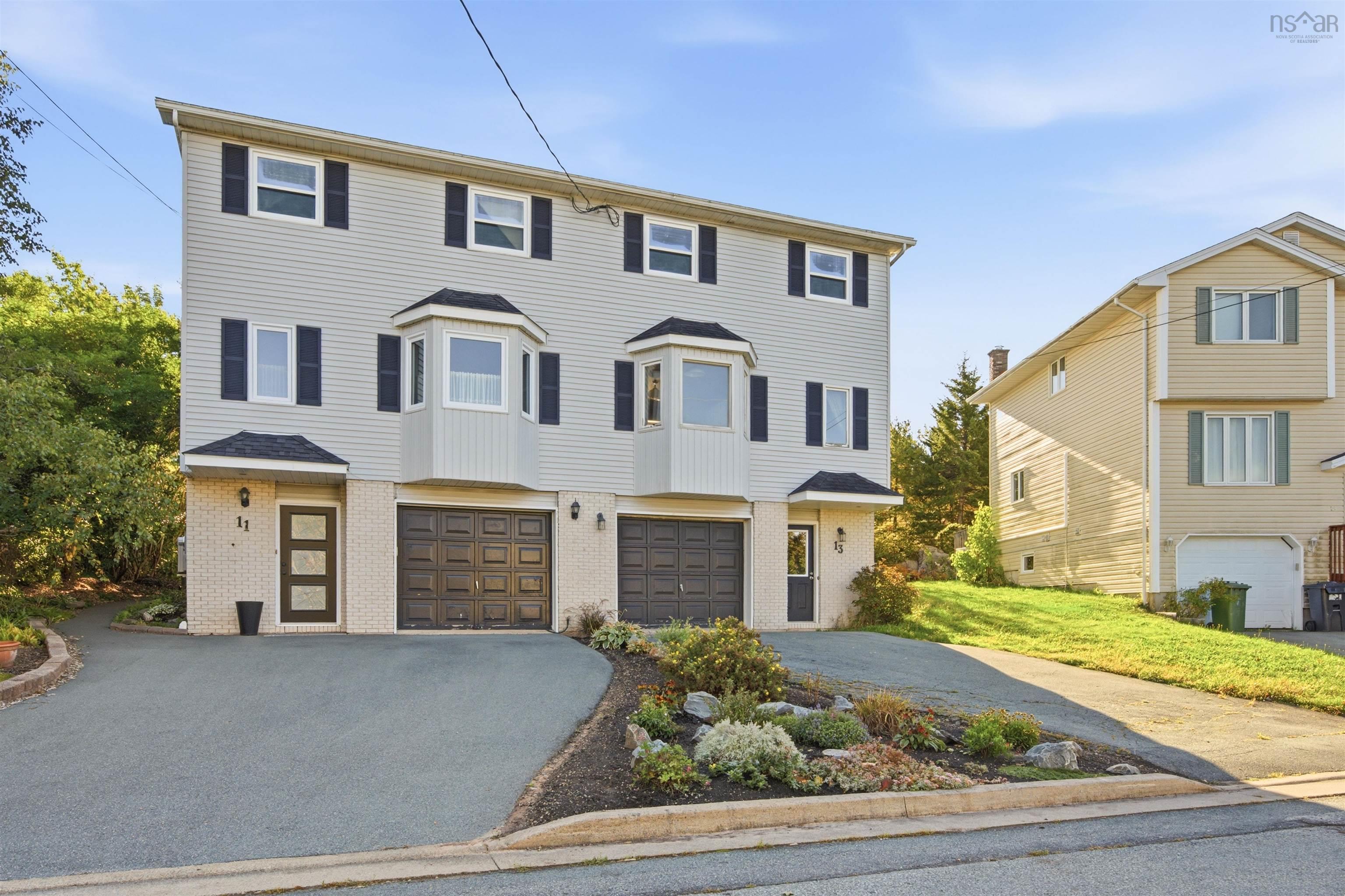 Thumbnail image for 13 Anahid Court MLS<sup>®</sup> 202625905