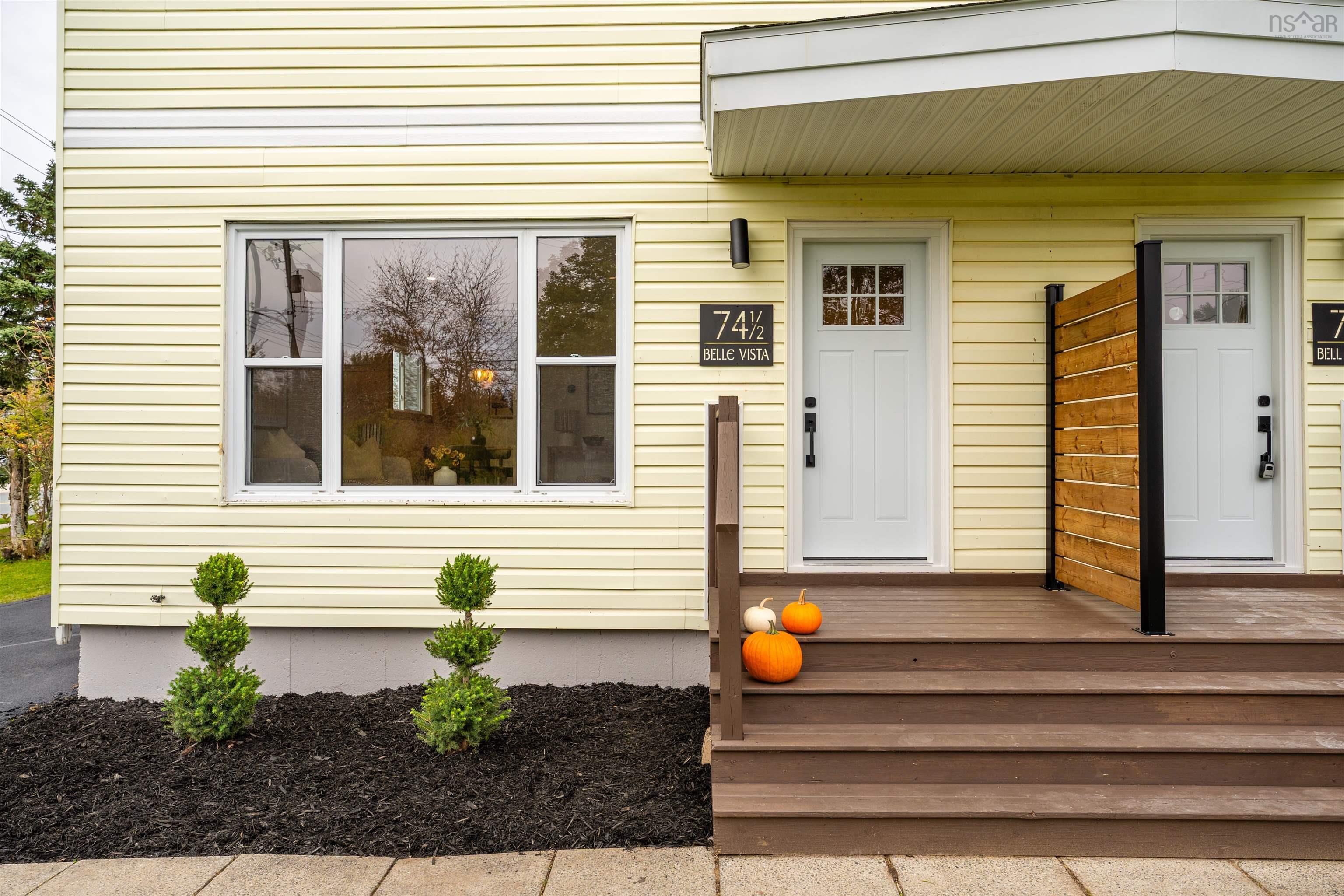 Thumbnail image for 74 1/2 Belle Vista Drive MLS<sup>®</sup> 202625912