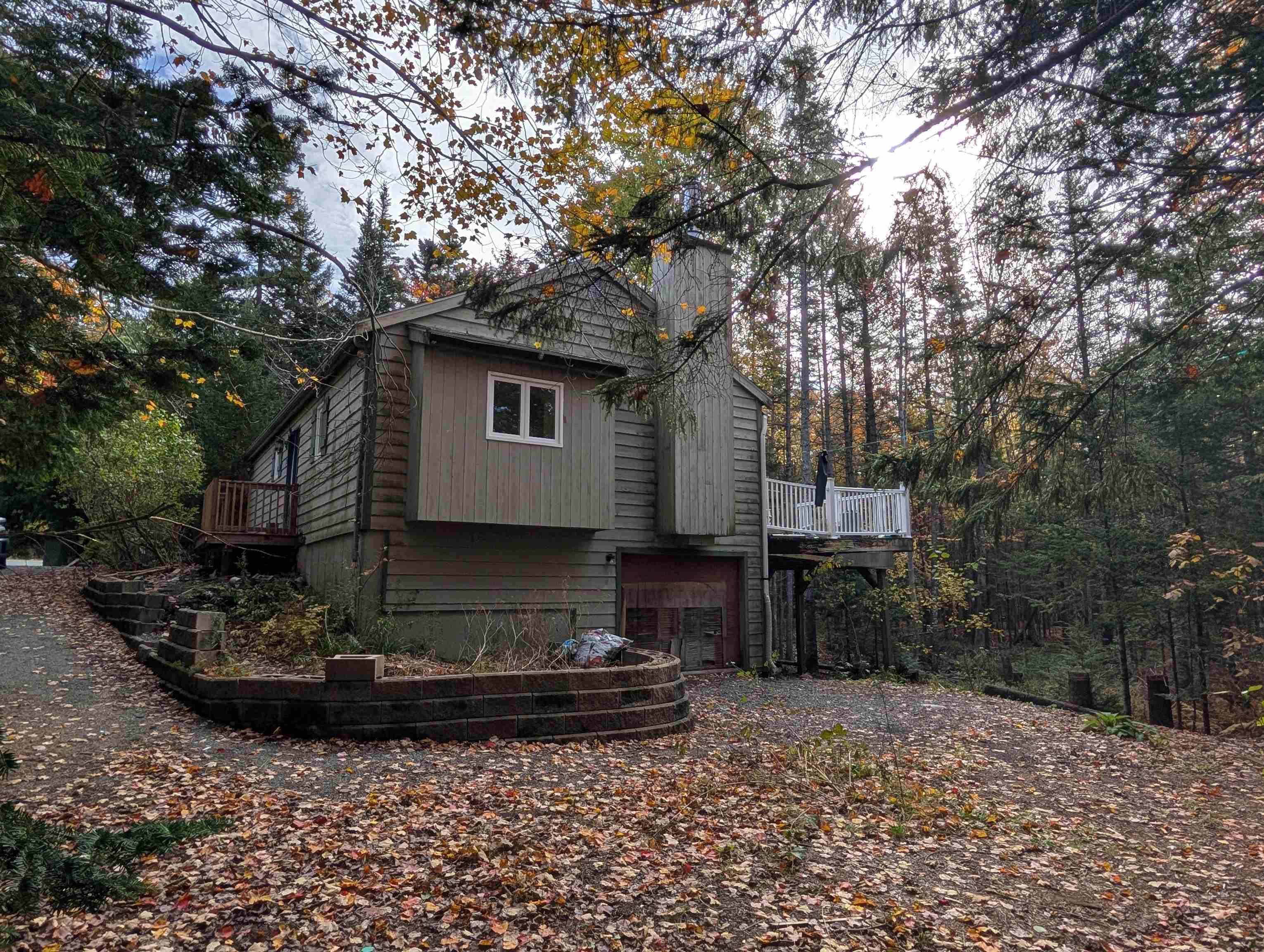 Thumbnail image for 19 Foster Avenue MLS<sup>®</sup> 202625937