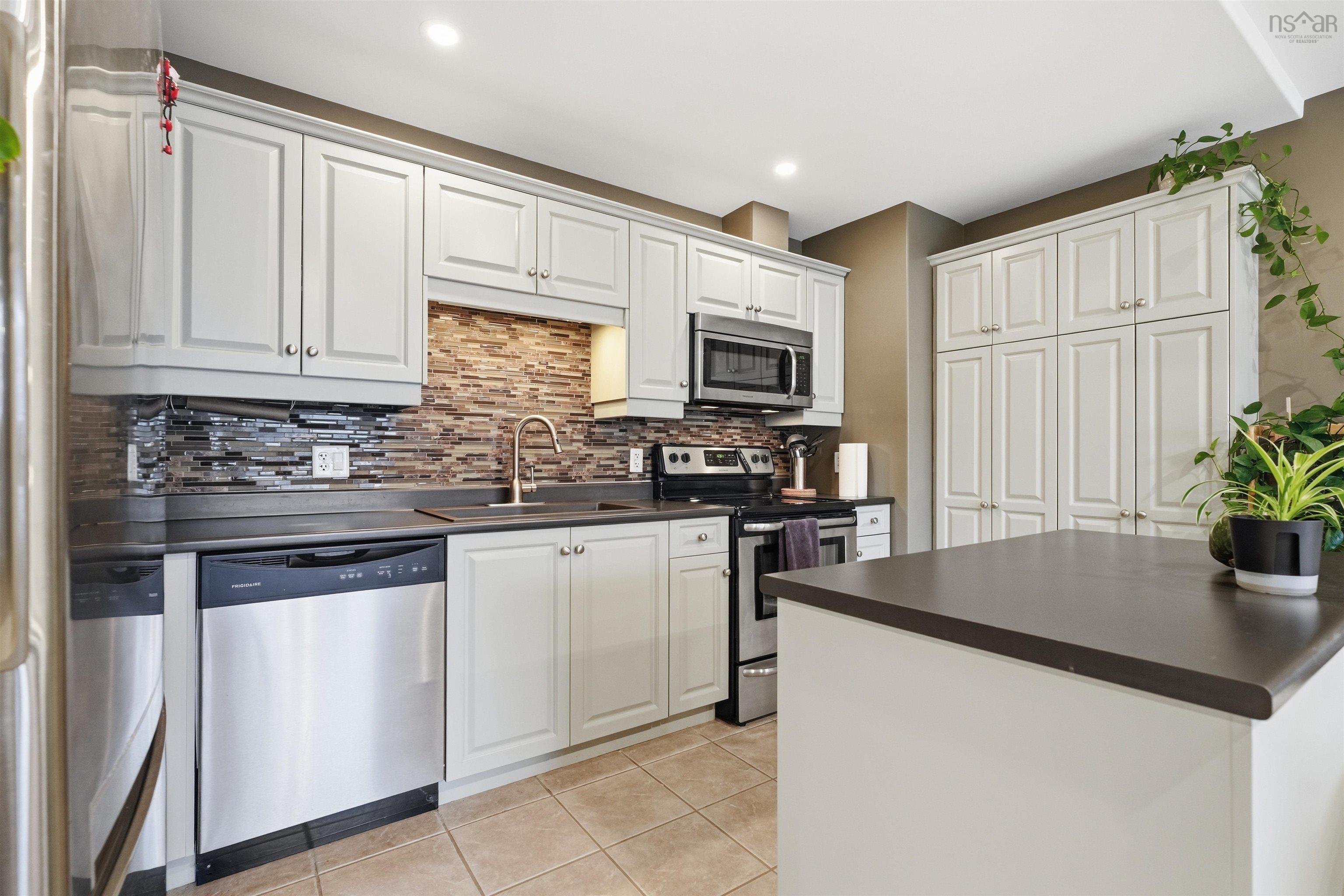 View image 11