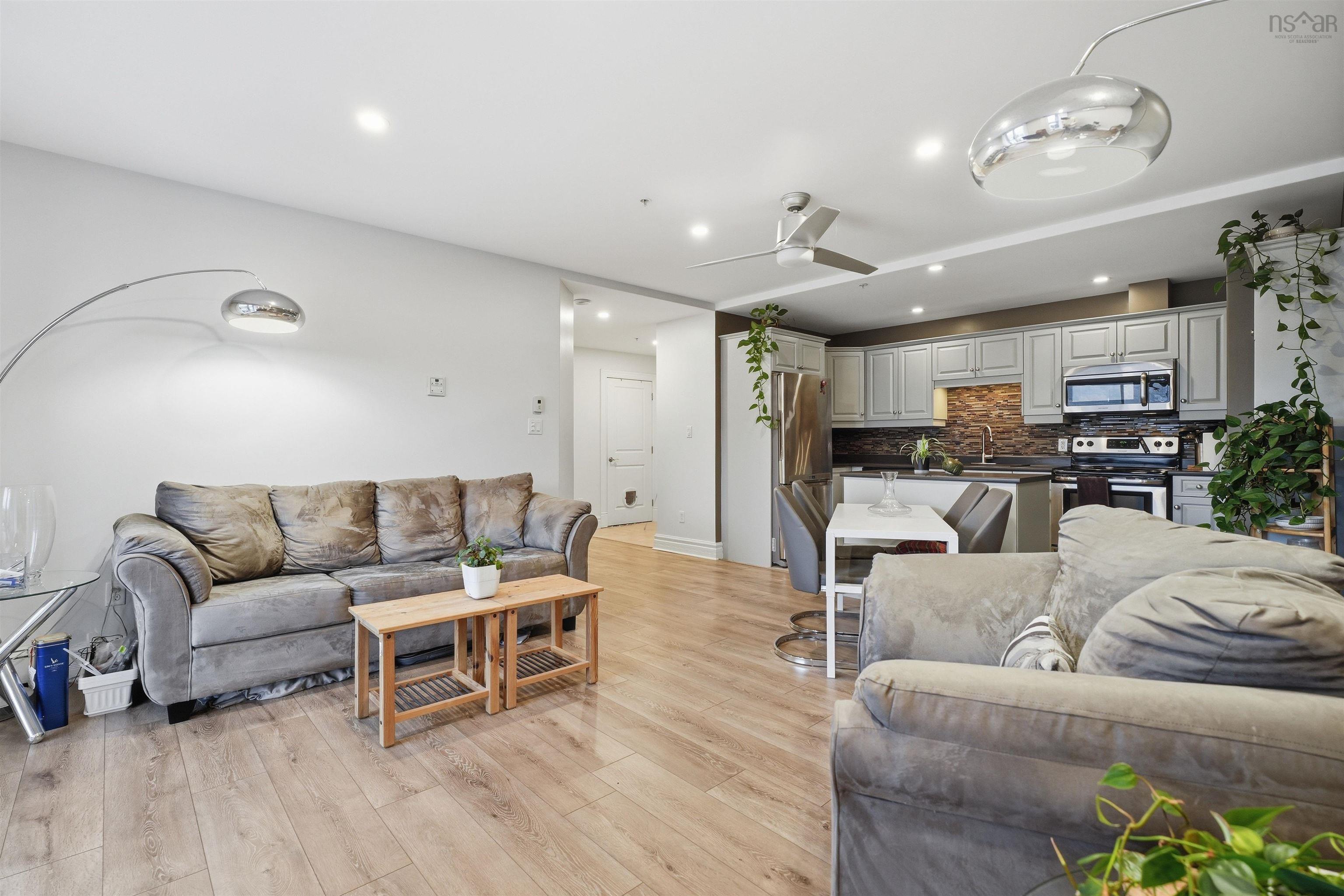 View image 18