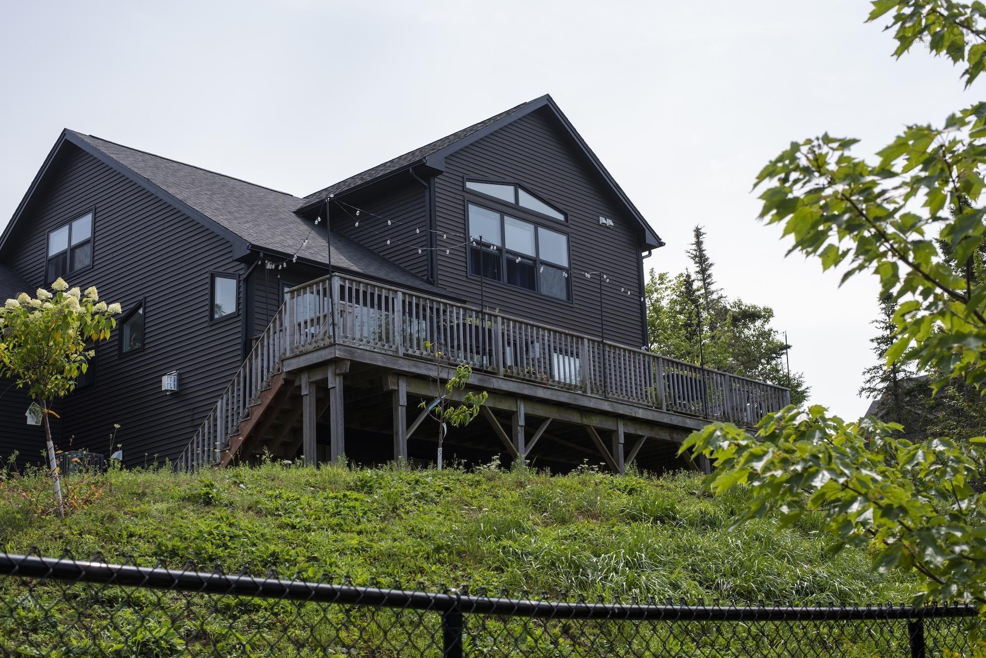 View image 42