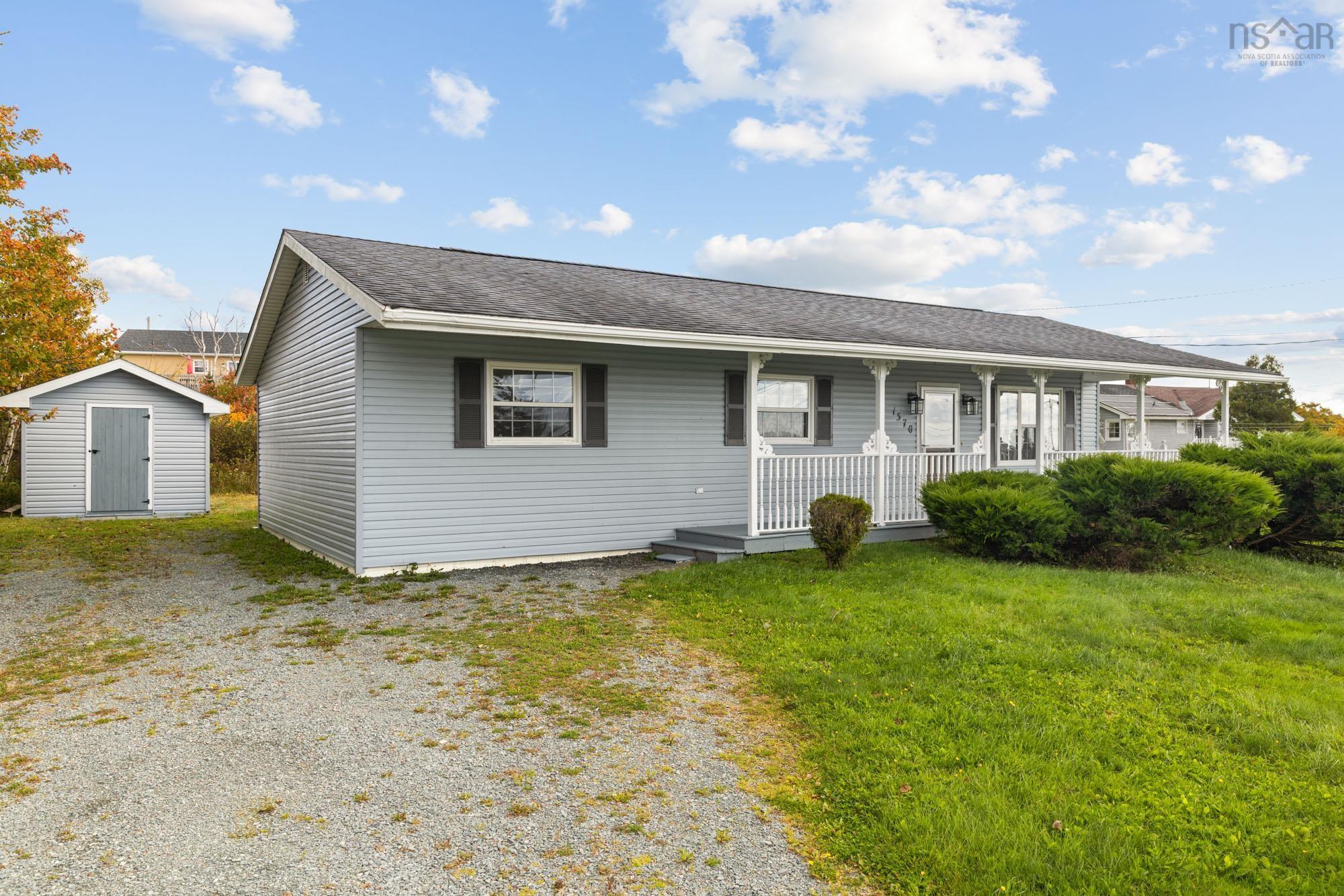 Thumbnail image for 1570 Terence Bay Road MLS<sup>®</sup> 202625990