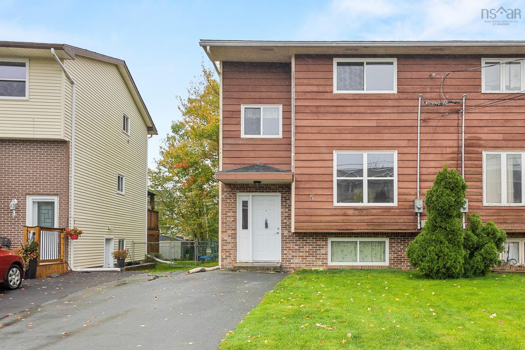 Thumbnail image for 5 Ancona Place MLS<sup>®</sup> 202626016