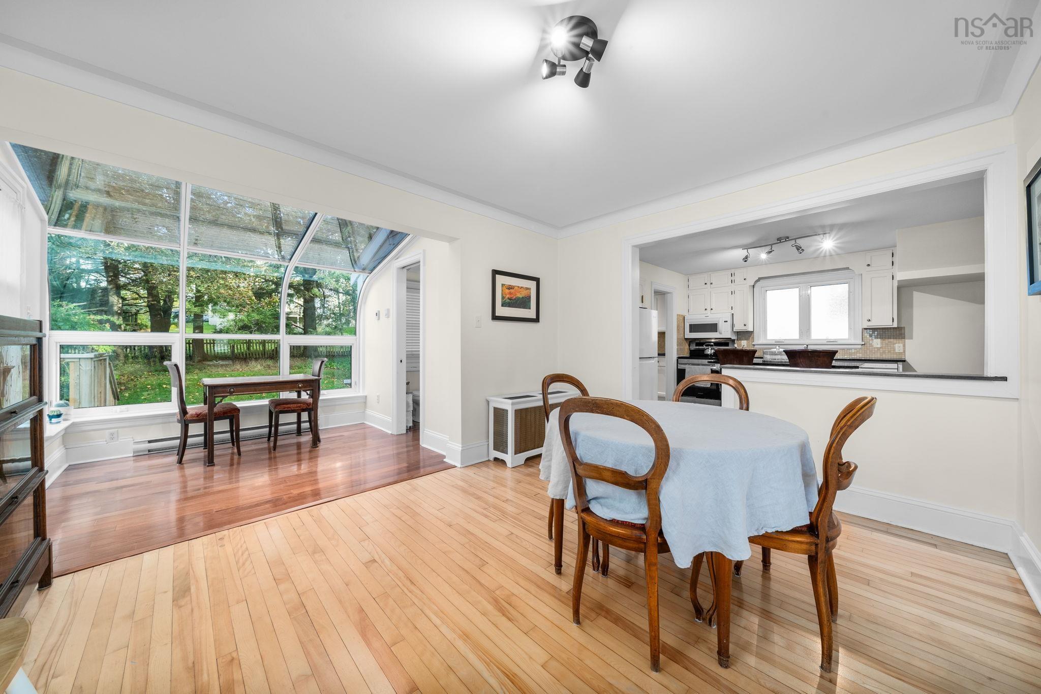 View image 11