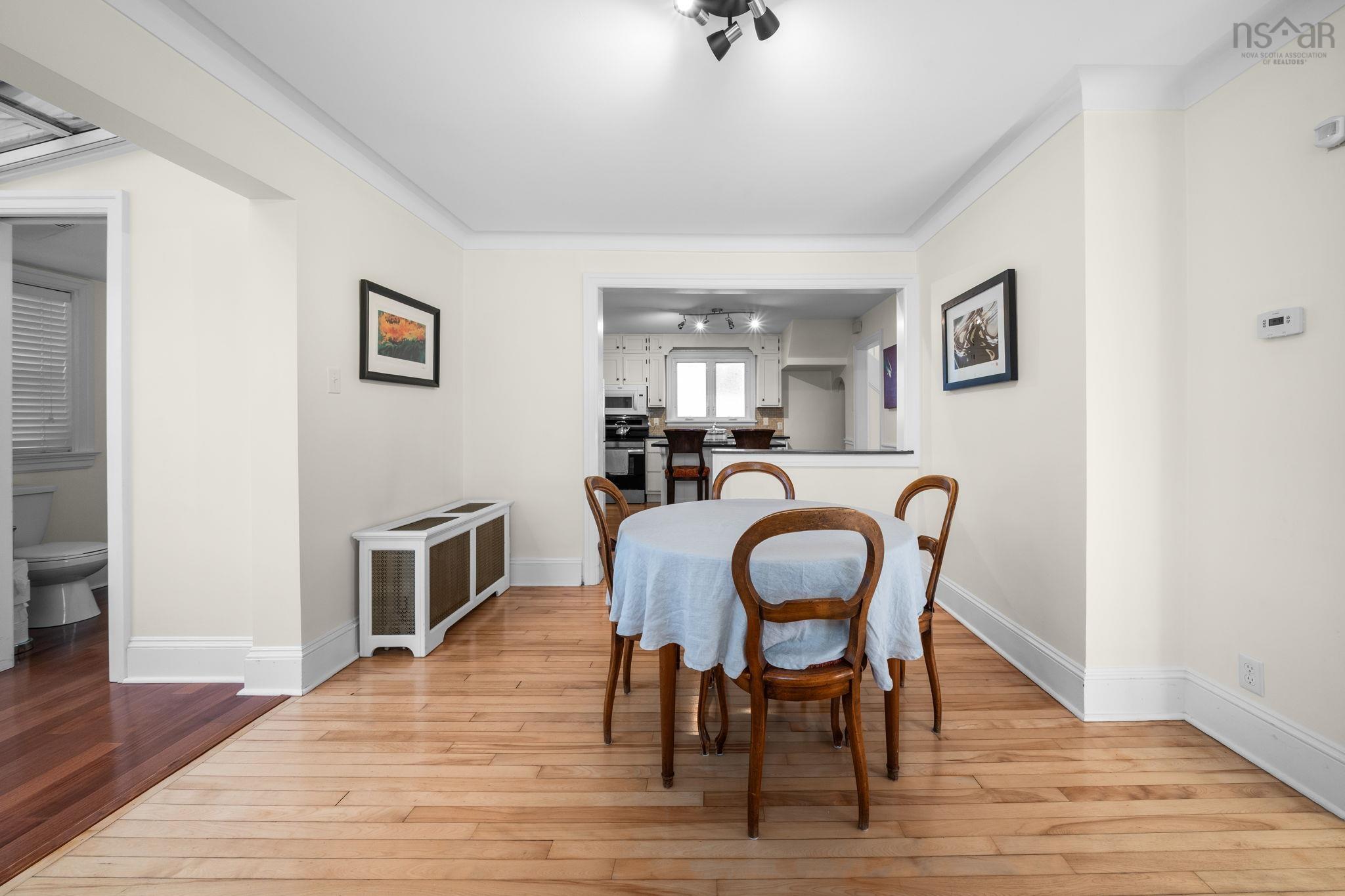View image 12